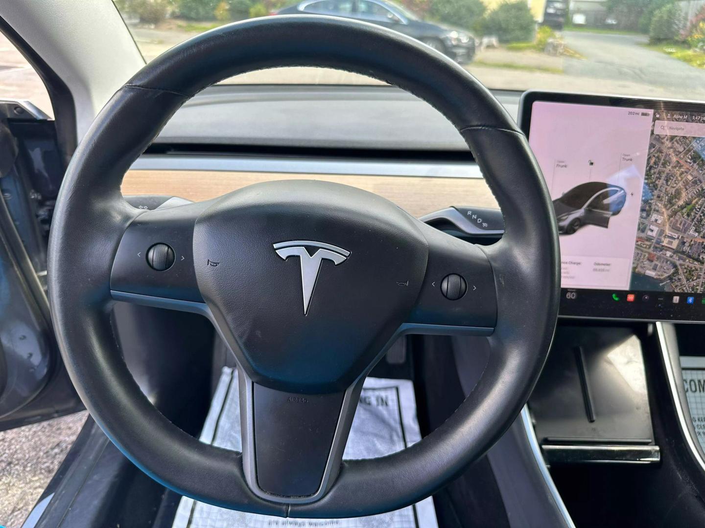 2018 Tesla Model 3 Base photo 9