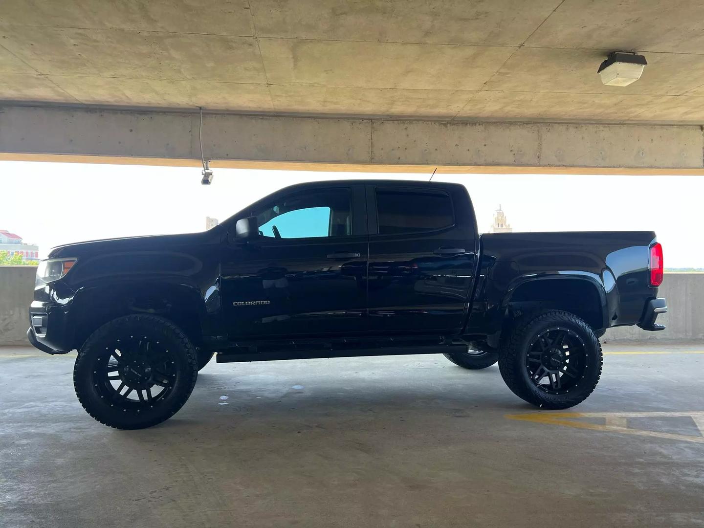 2019 Chevrolet Colorado Crew Cab - Image 4