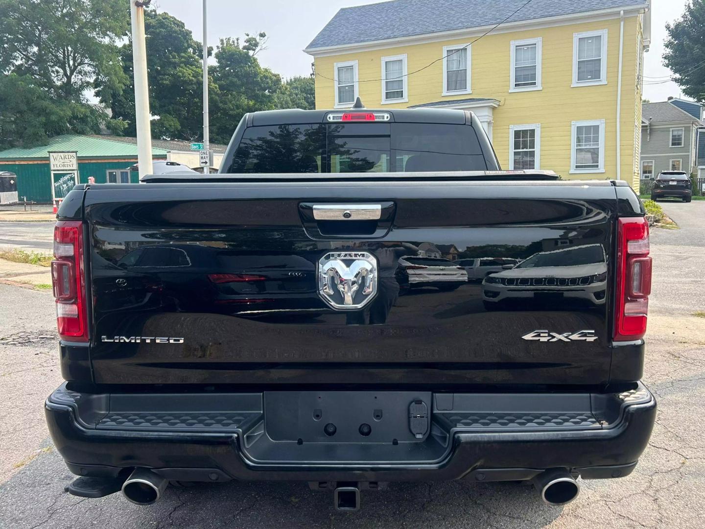 2019 RAM Ram 1500 Pickup Limited photo 6