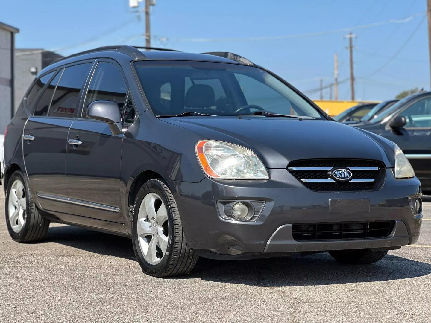 2007 Kia Rondo - Image 10