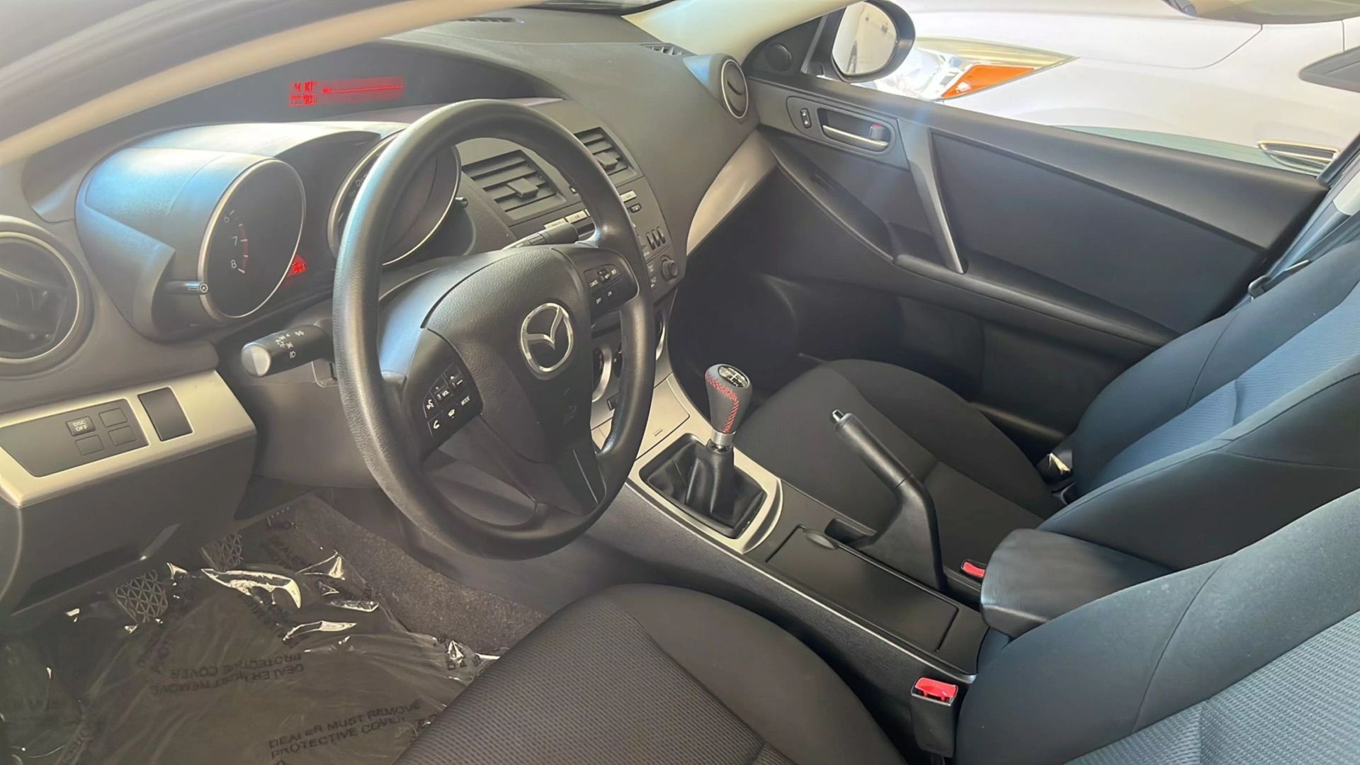 2010 Mazda MAZDA3 i SV photo 28