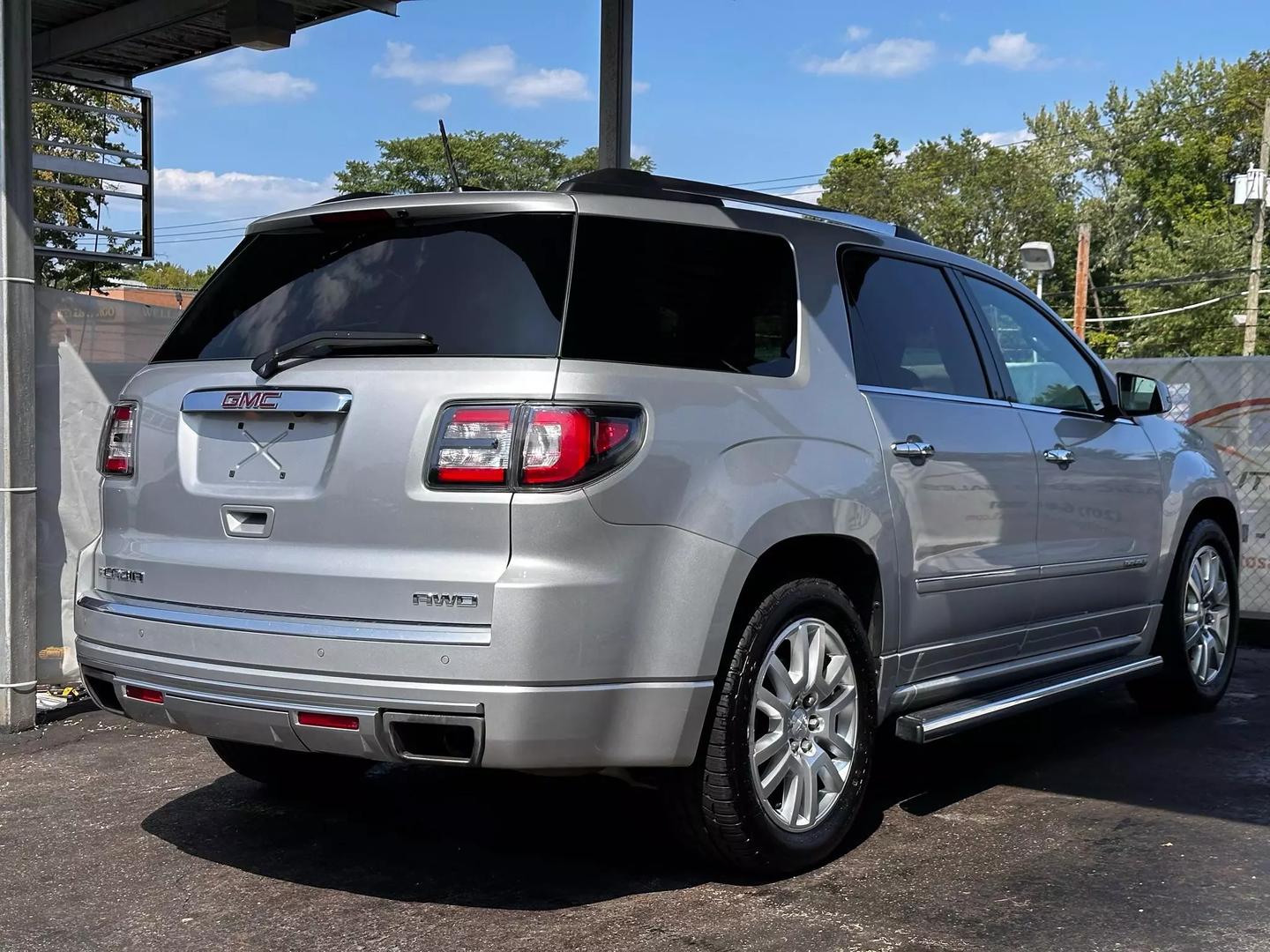 2016 Gmc Acadia - Image 9