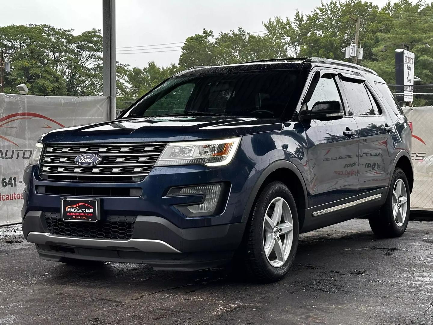 2017 Ford Explorer - Image 3