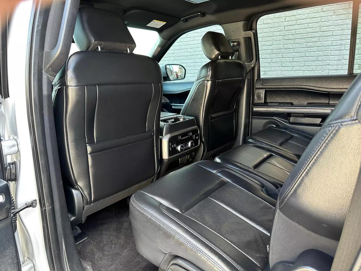 2019 Ford Expedition Max - Image 21