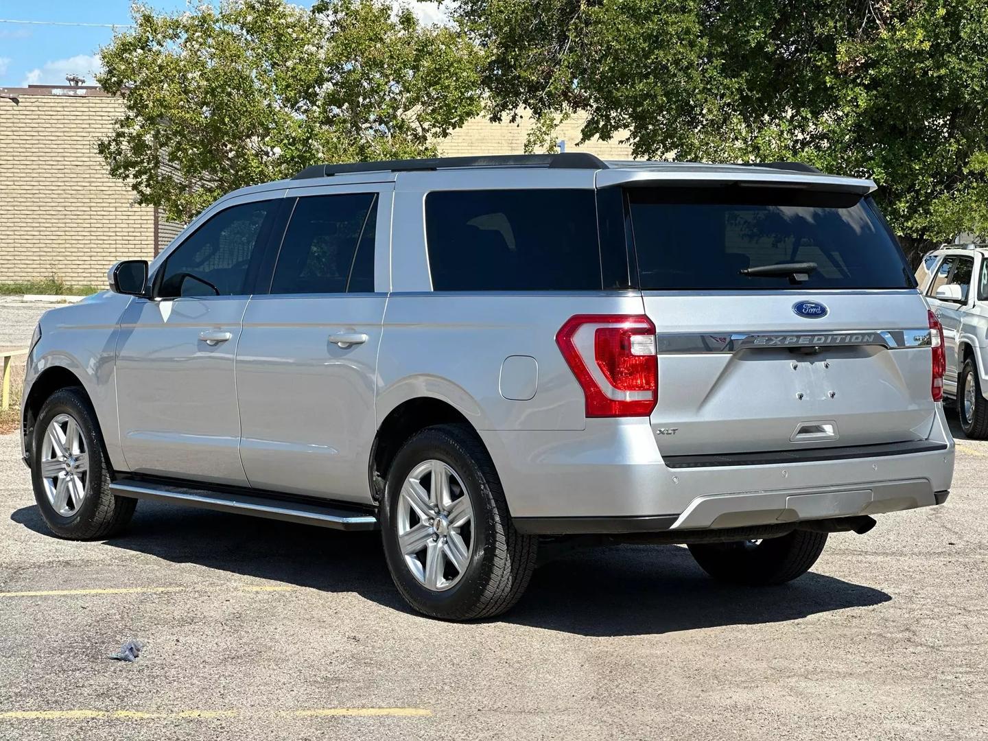 2019 Ford Expedition Max - Image 5