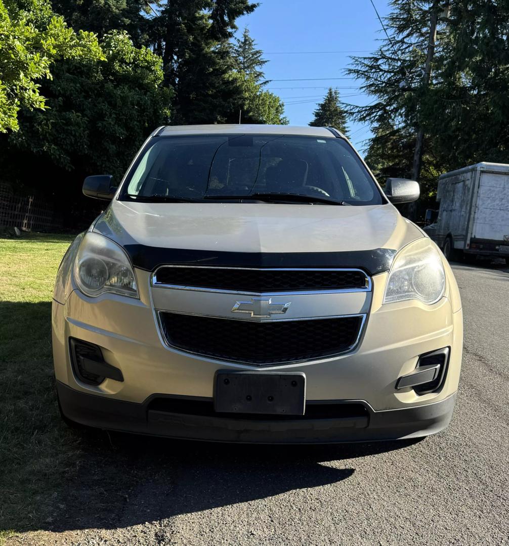 2011 Chevrolet Equinox LS photo 2