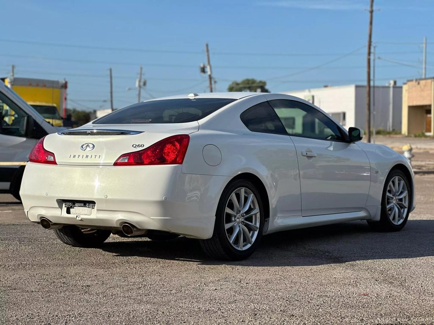 2014 Infiniti Q60 - Image 8