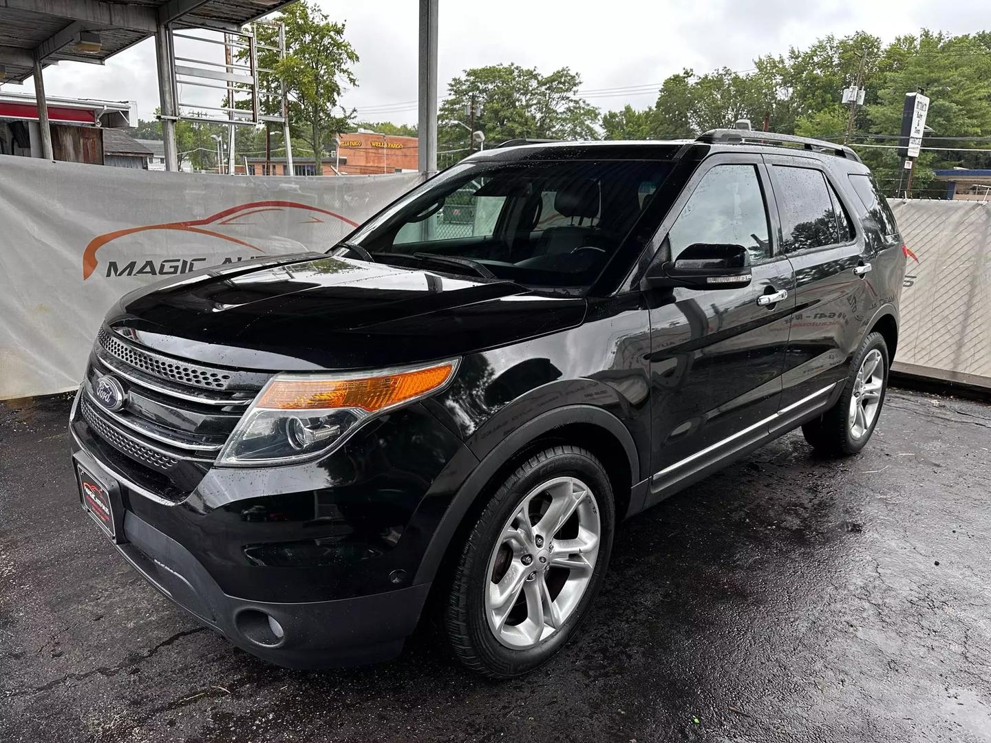 2014 Ford Explorer - Image 11