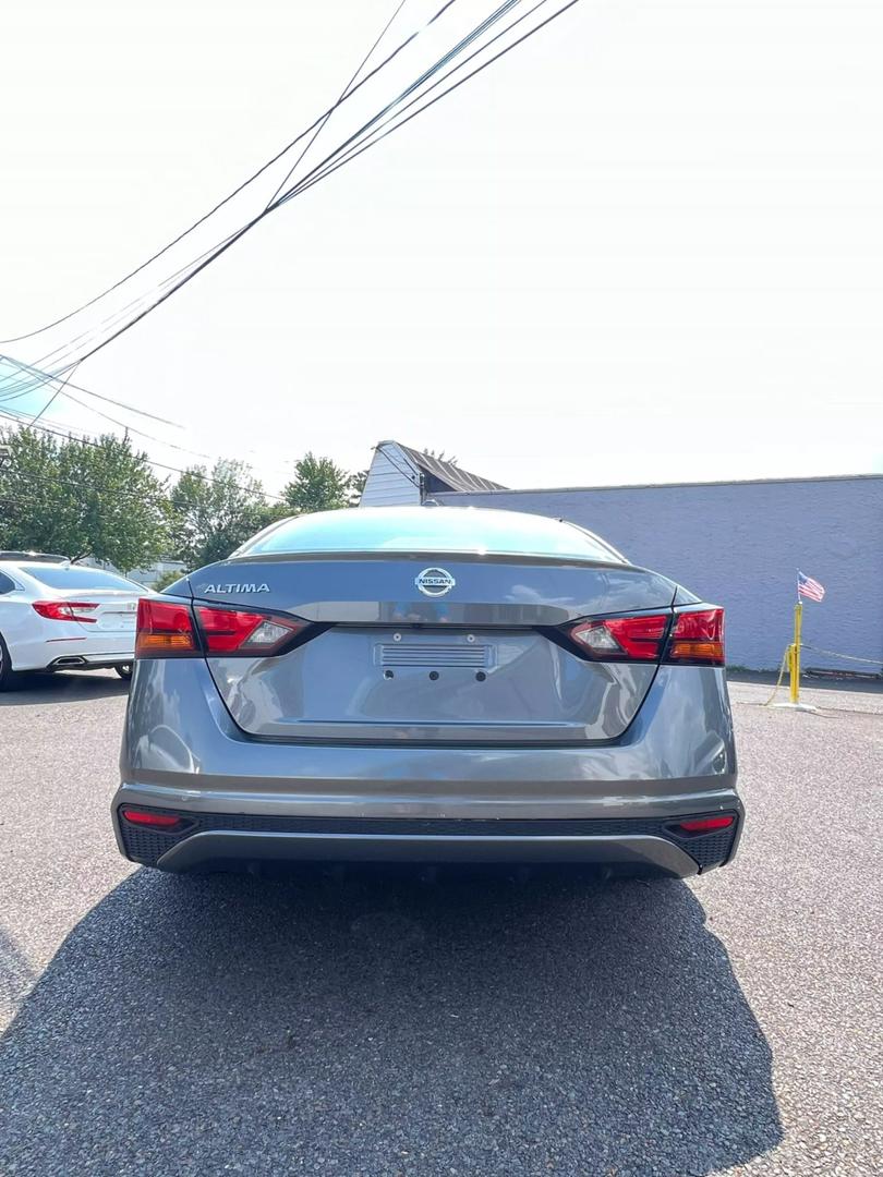 2020 Nissan Altima showcasing sleek design, modern styling, and advanced technology features.