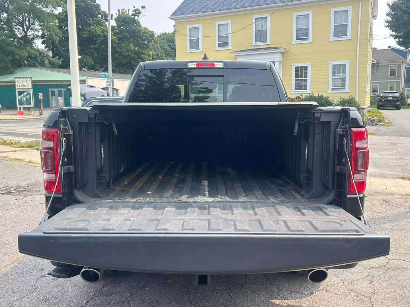 2019 RAM Ram 1500 Pickup Limited photo 18