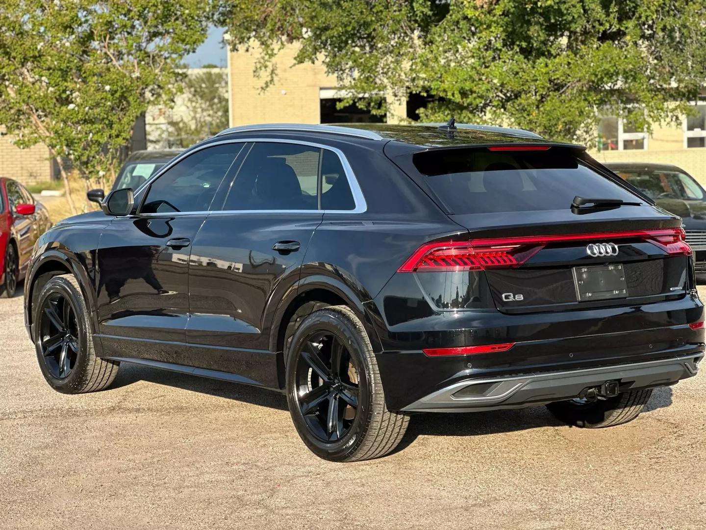 2019 Audi Q8 - Image 9