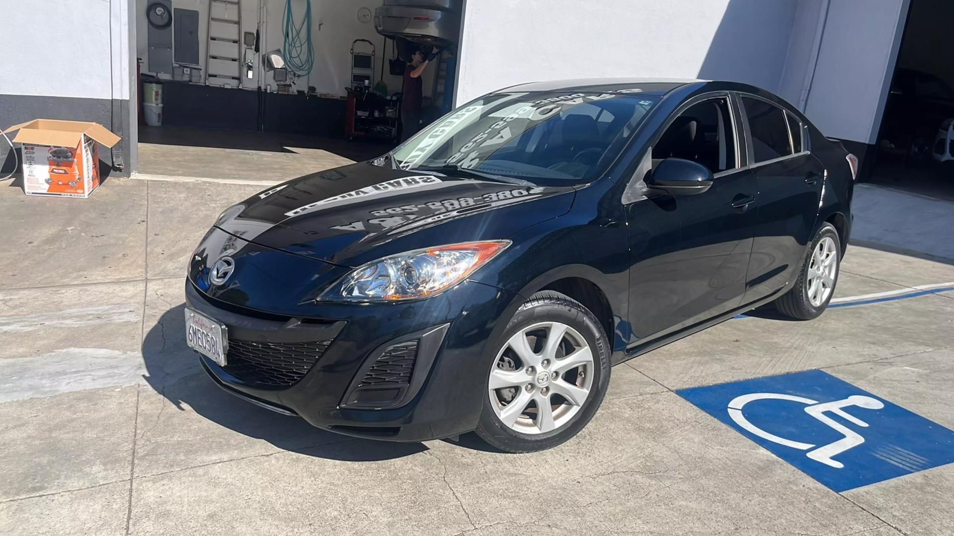 2010 Mazda MAZDA3 i SV photo 3