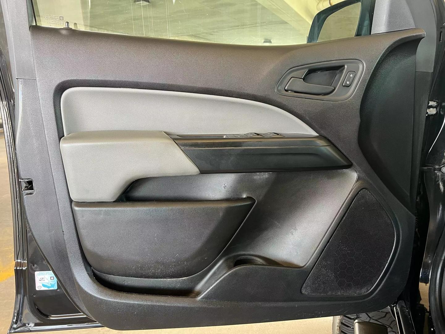 2019 Chevrolet Colorado Crew Cab - Image 10