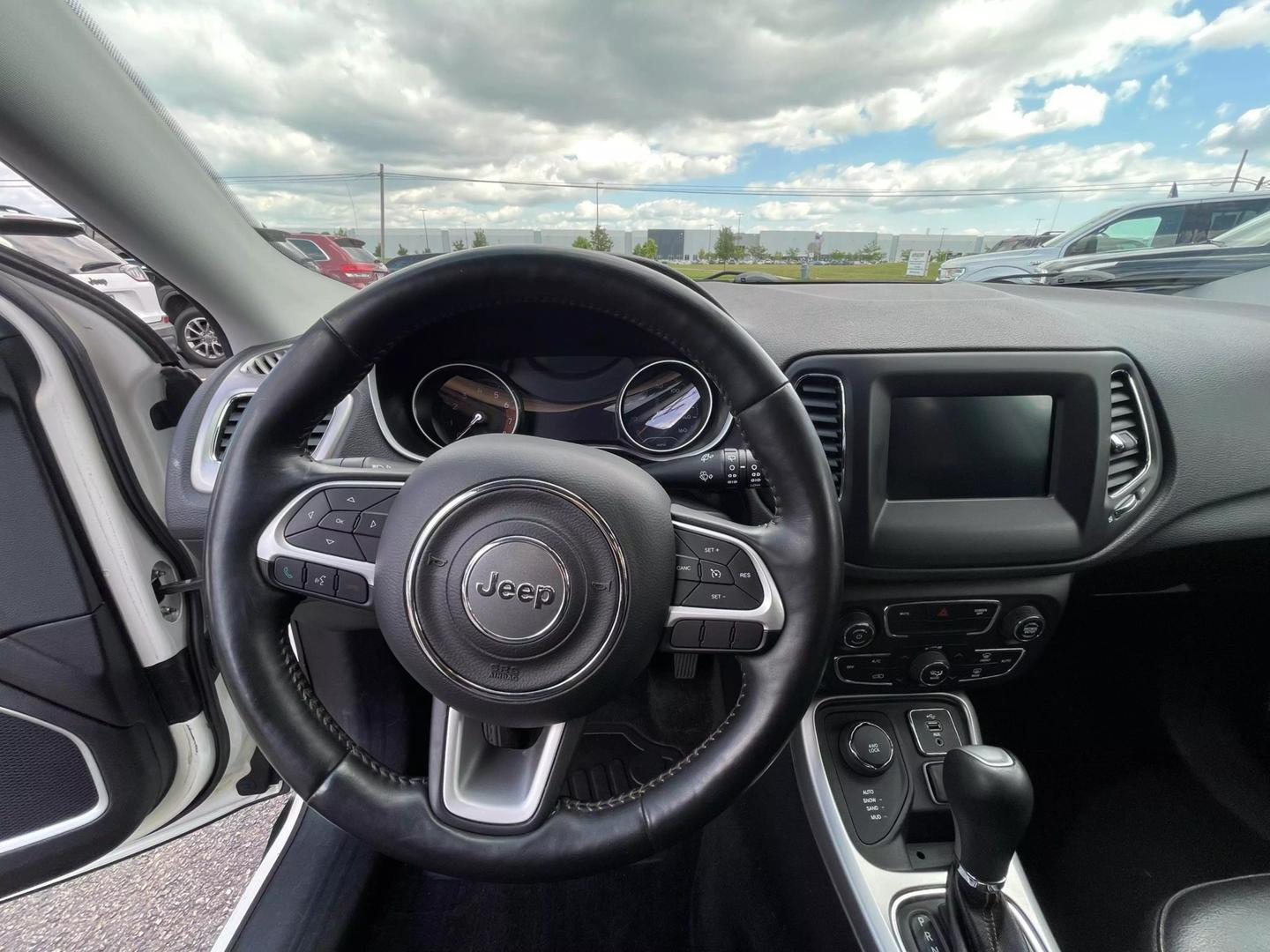 2018 Jeep Compass Latitude photo 19