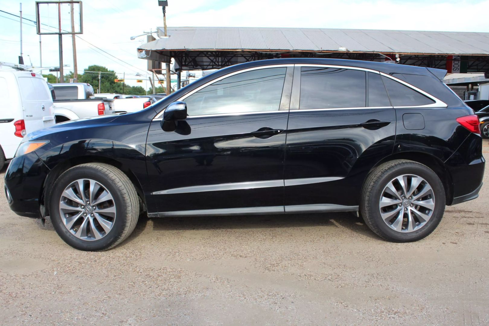 Used 2013 Acura RDX Technology Package with VIN 5J8TB3H5XDL014843 for sale in Dallas, TX