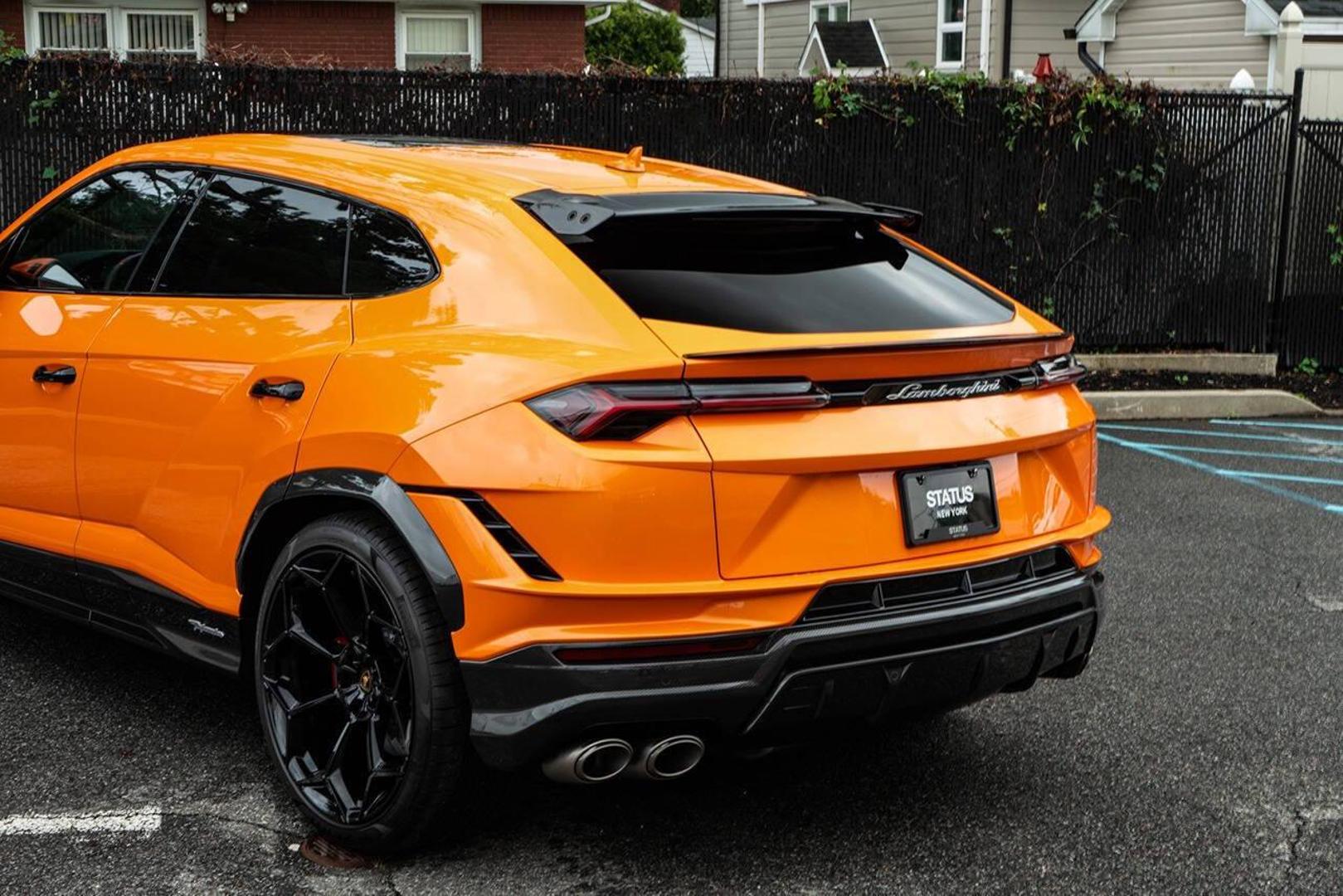 2024 Lamborghini Urus - Image 24