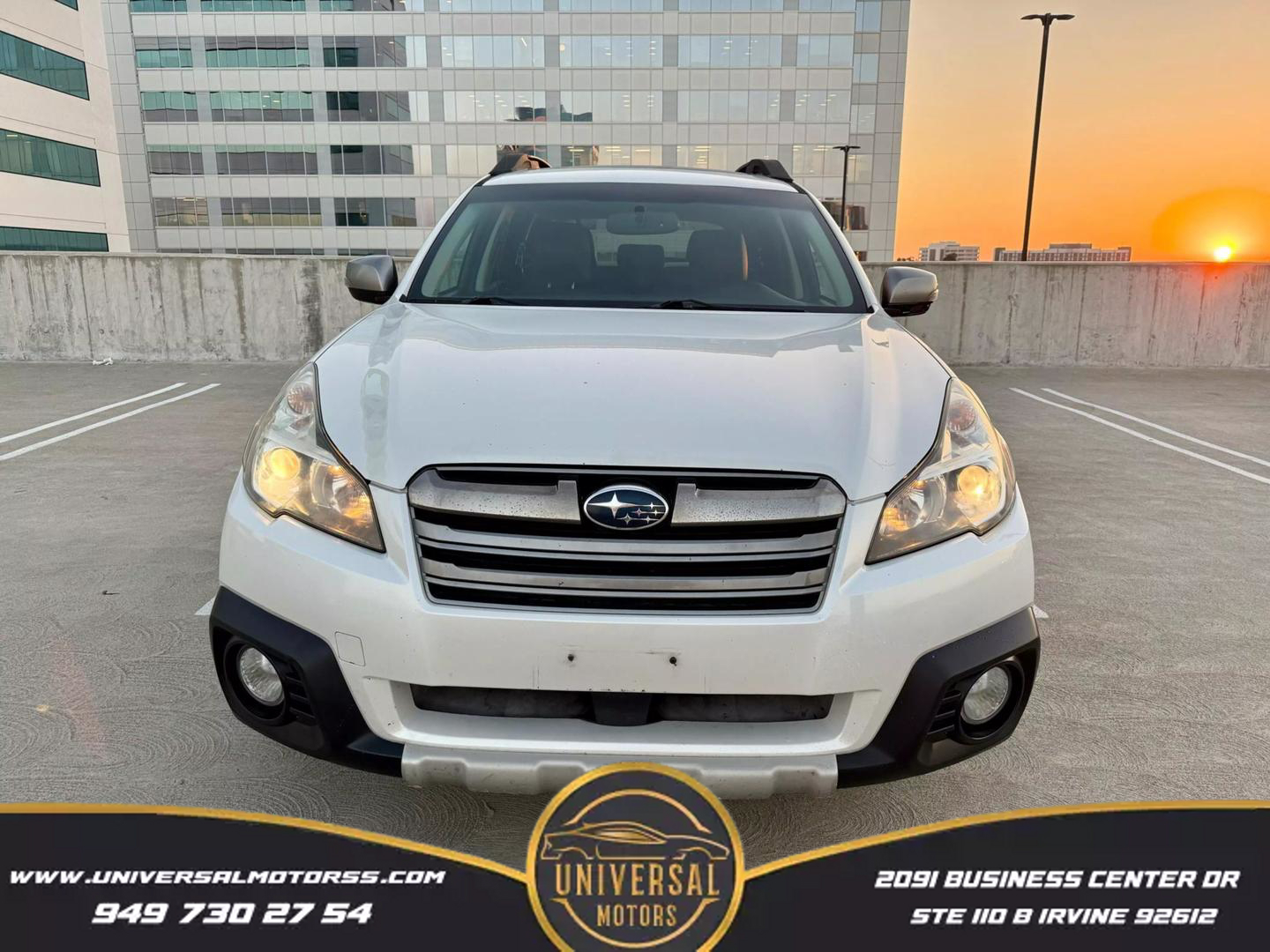 2013 Subaru Outback Limited photo 2