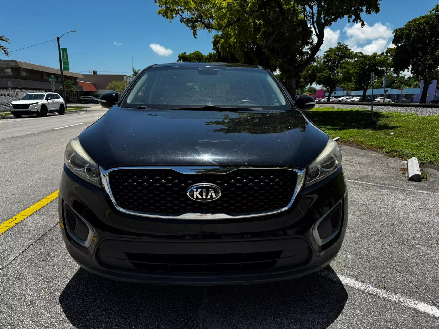 2017 Kia Sorento L photo 2