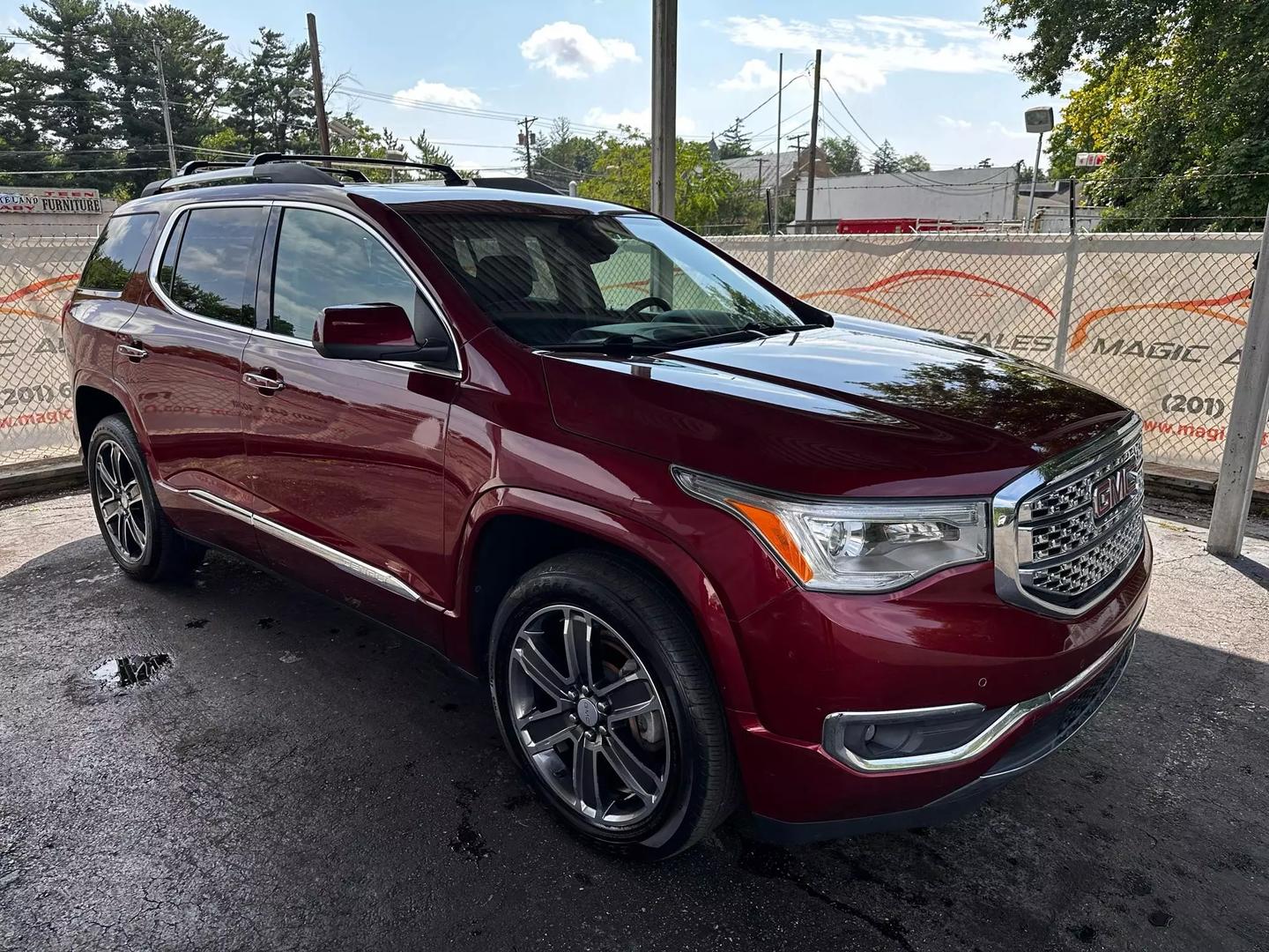 2017 Gmc Acadia - Image 11