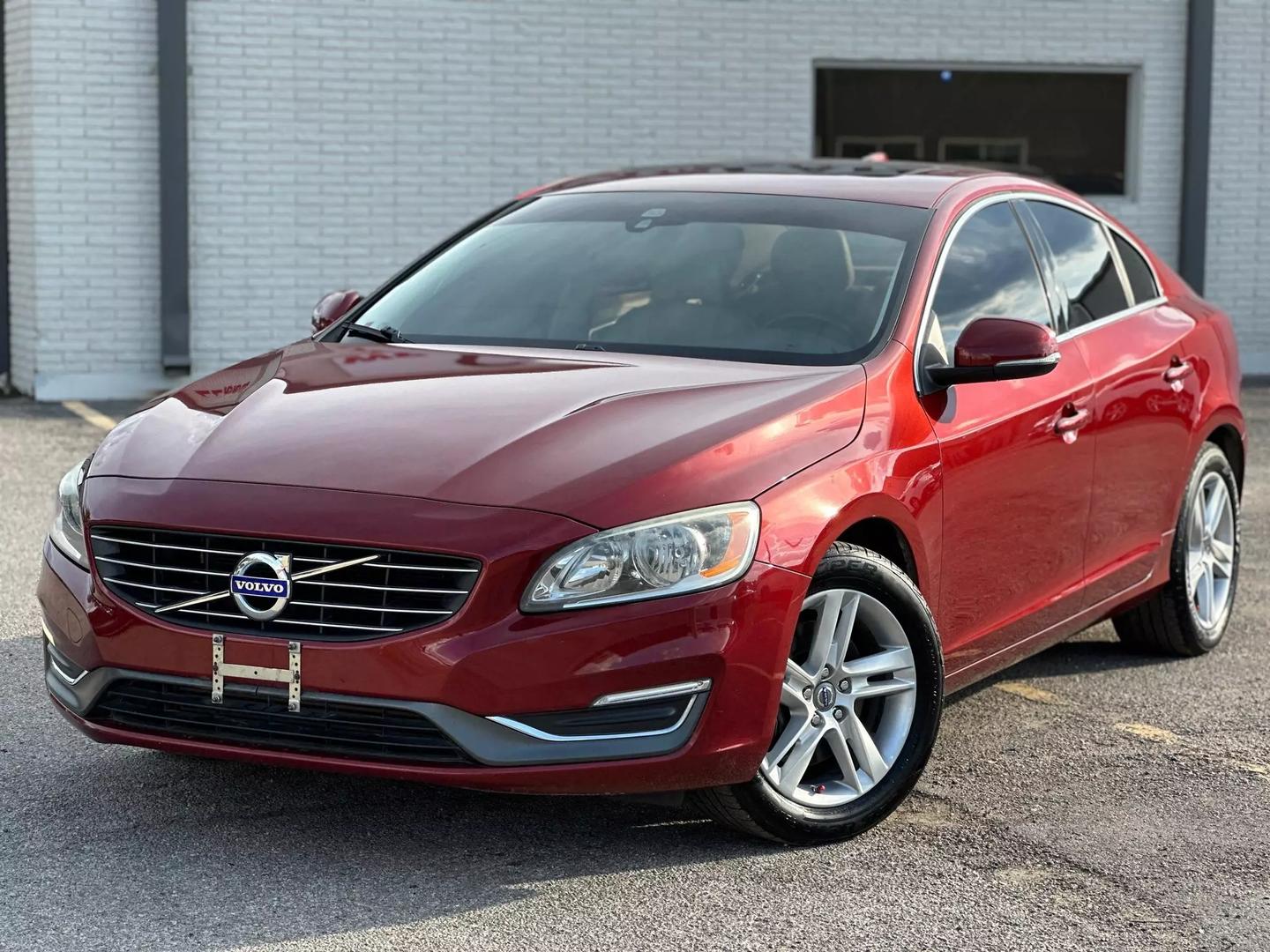 2014 Volvo S60 - Image 2