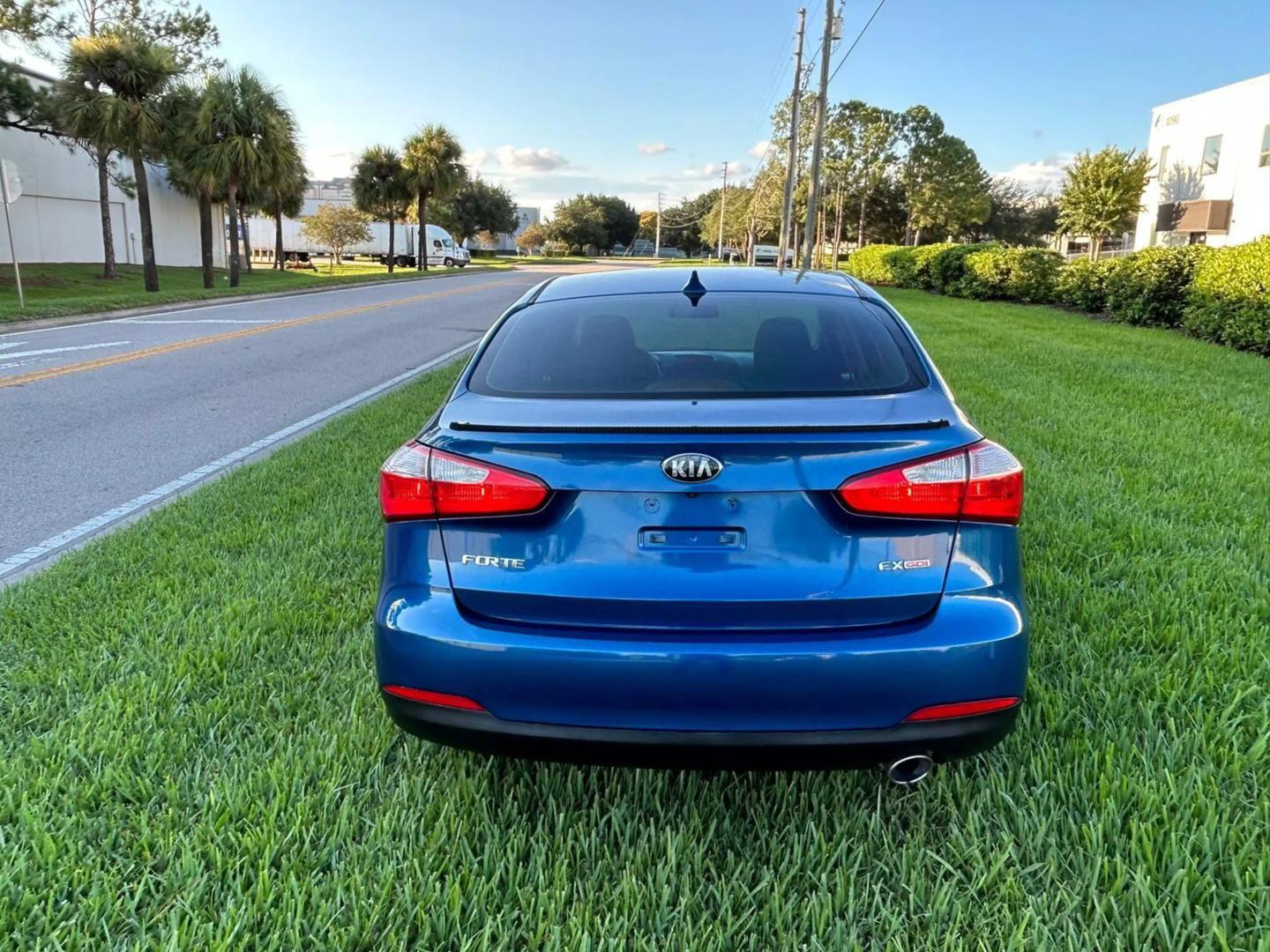 2014 Kia Forte EX photo 4