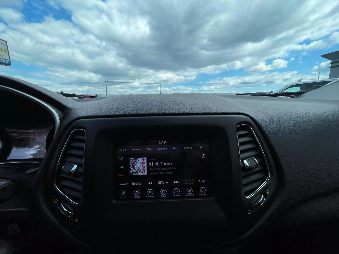 2018 Jeep Compass Latitude photo 20