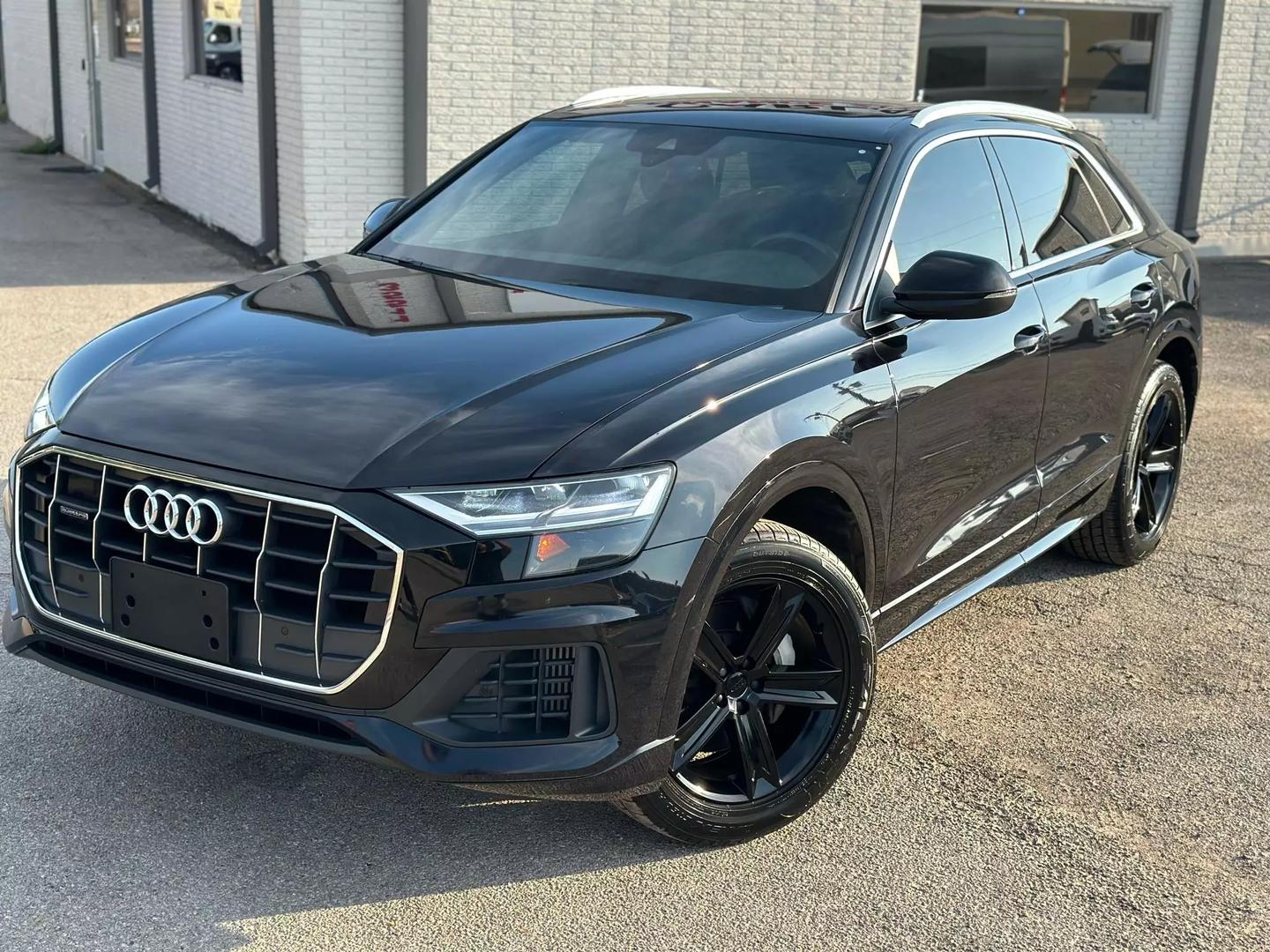 2019 Audi Q8 - Image 2