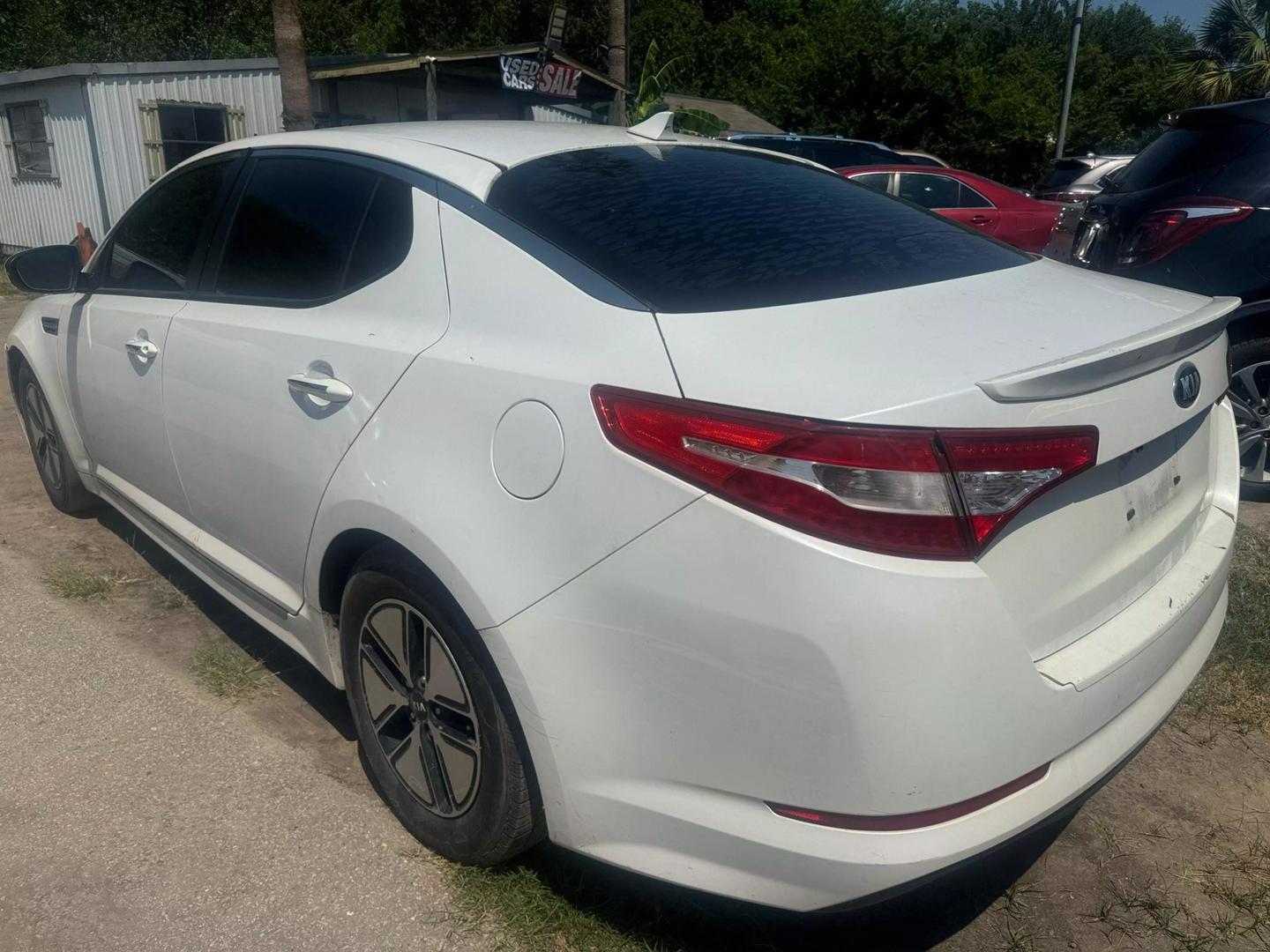 2013 Kia Optima LX Hybrid photo 8