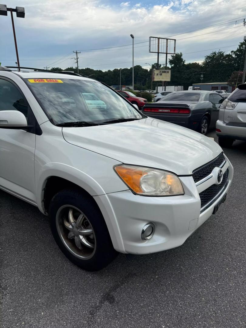 2010 Toyota RAV4 Limited photo 8