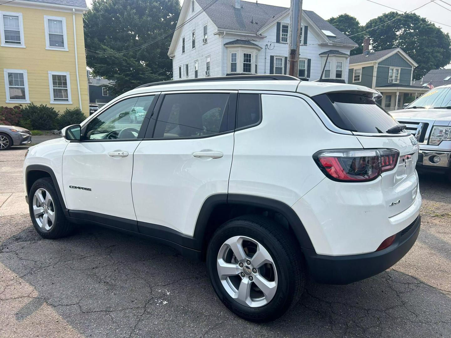 2021 Jeep Compass Latitude photo 7