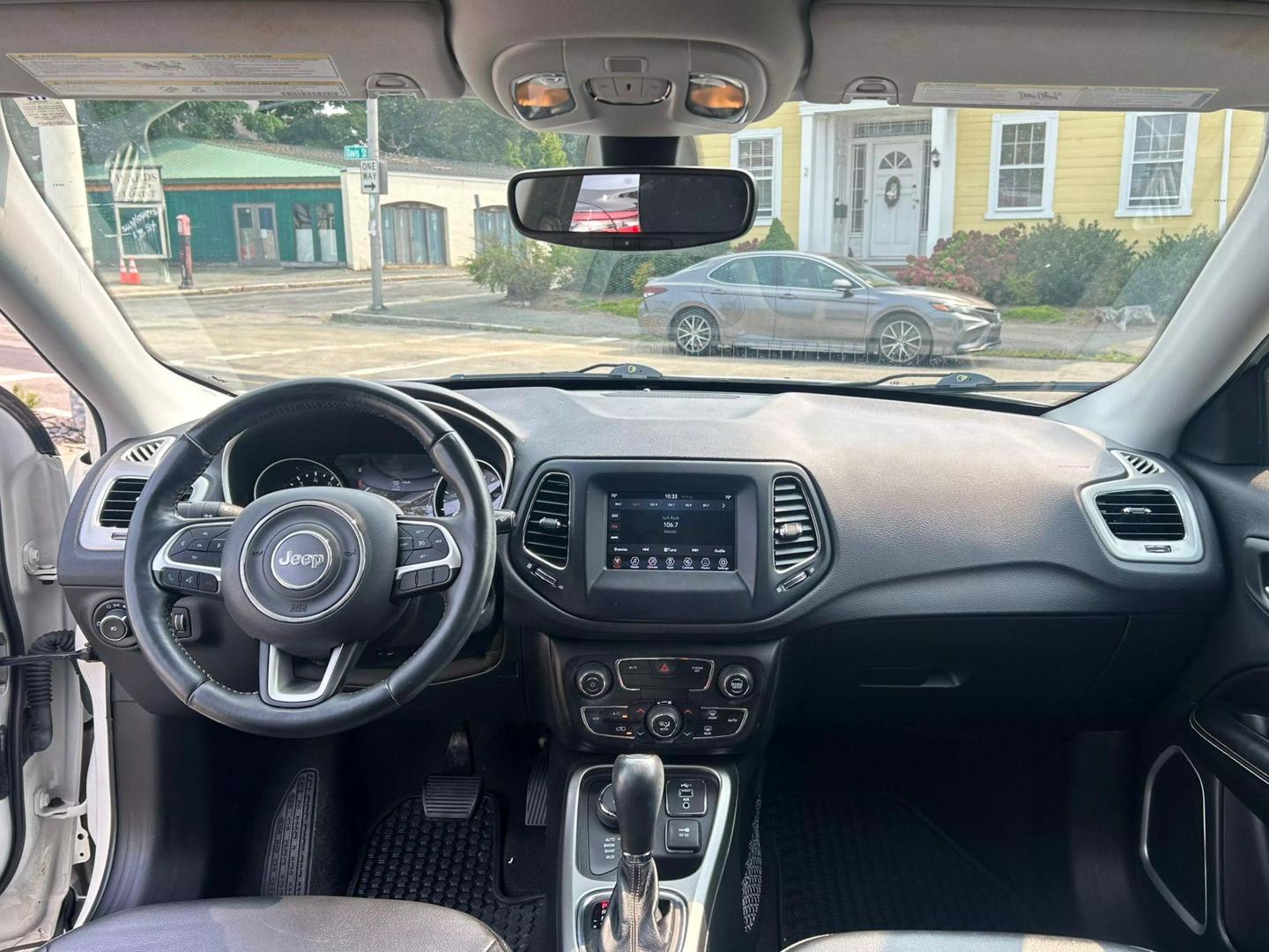 2021 Jeep Compass Latitude photo 8