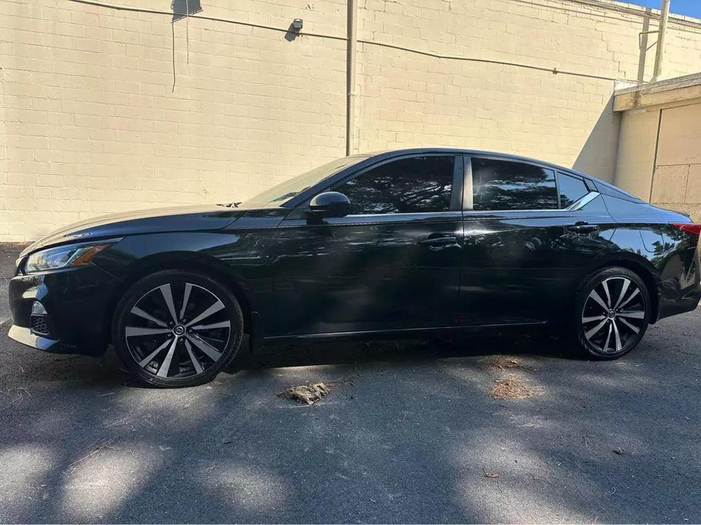 Nissan Altima's photo