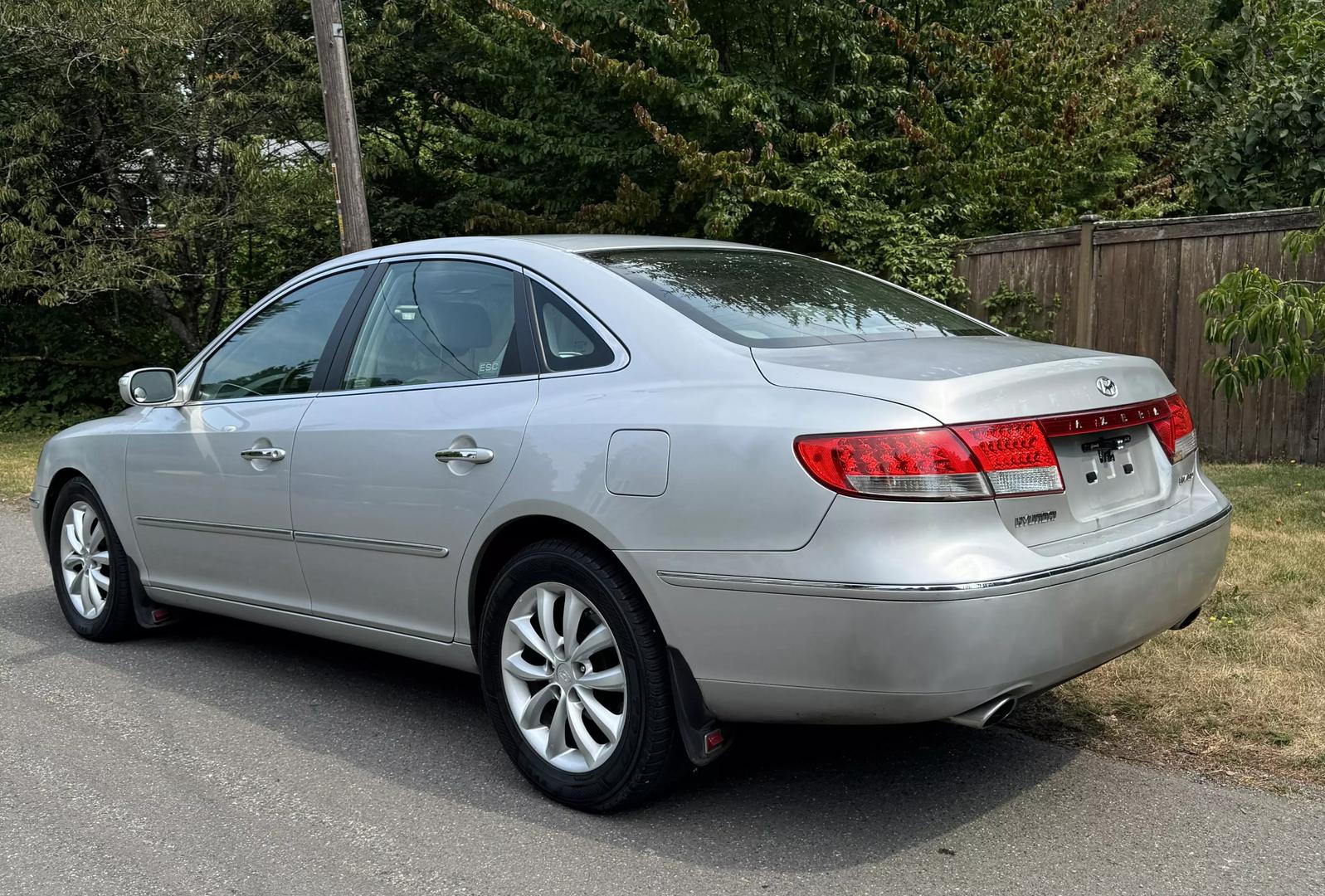 2007 Hyundai Azera Limited photo 6