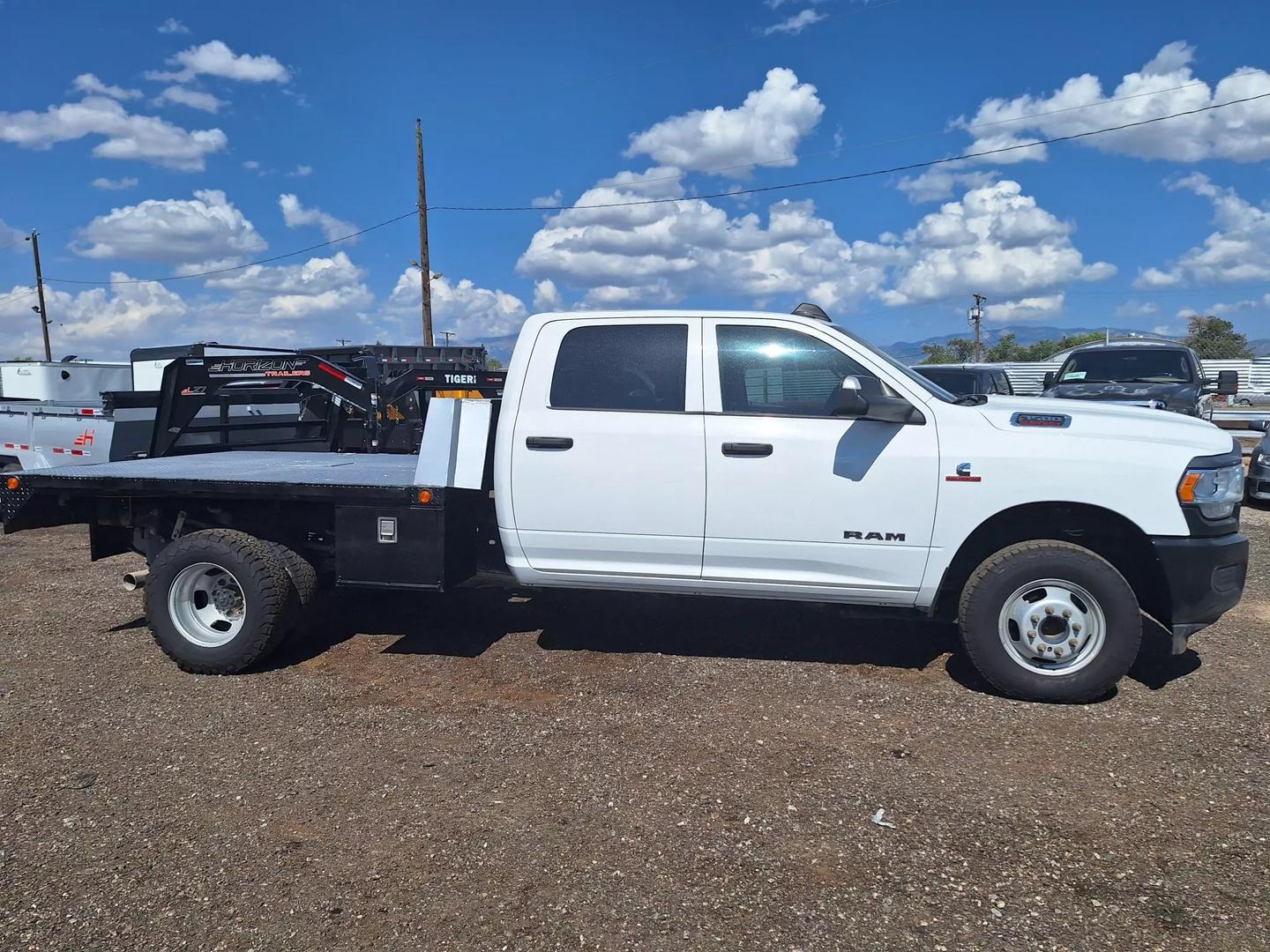 2019 RAM Ram 3500 Chassis Cab Tradesman photo 4