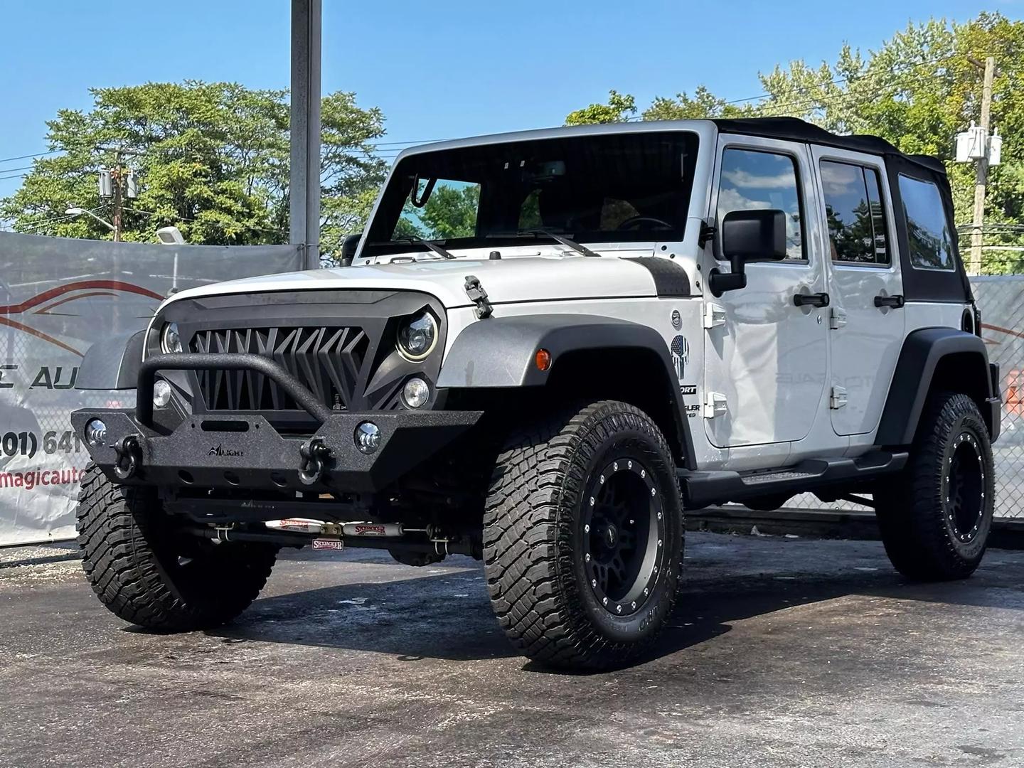 2016 Jeep Wrangler - Image 3