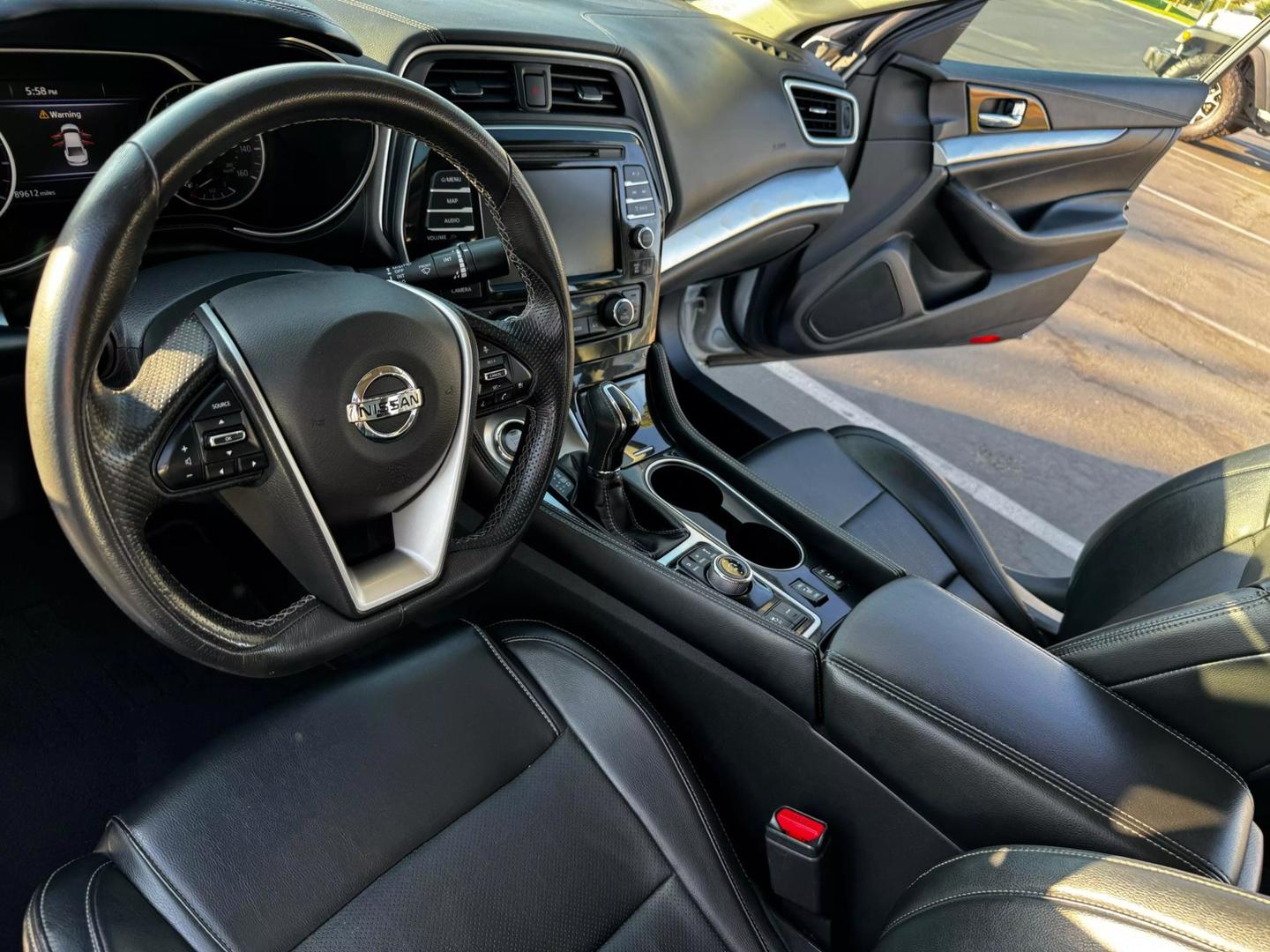 2019 Nissan Maxima SV photo 26