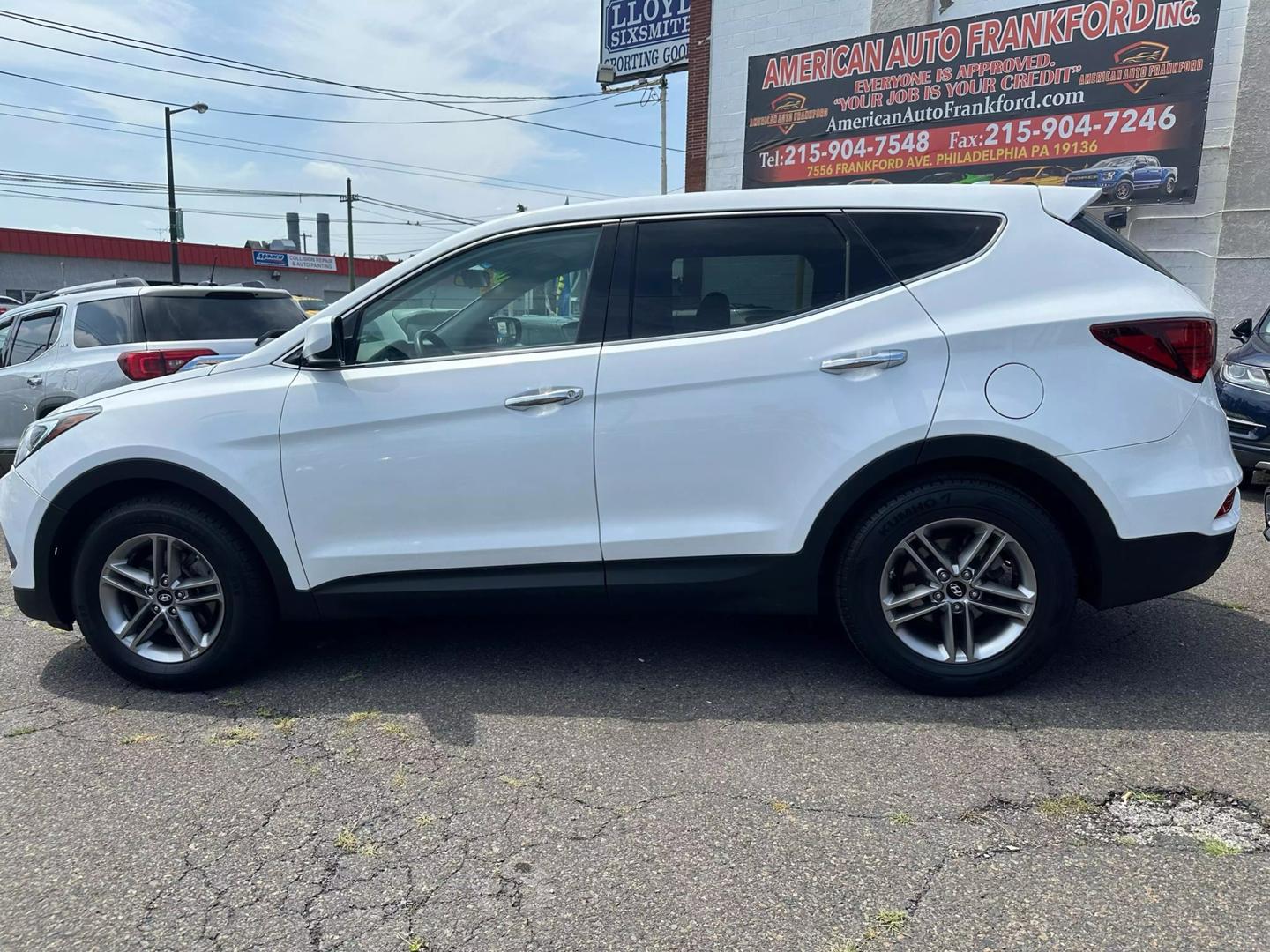 Features of the 2017 Hyundai Santa Fe Sport, showcasing its spacious interior, modern technology, and stylish exterior design.