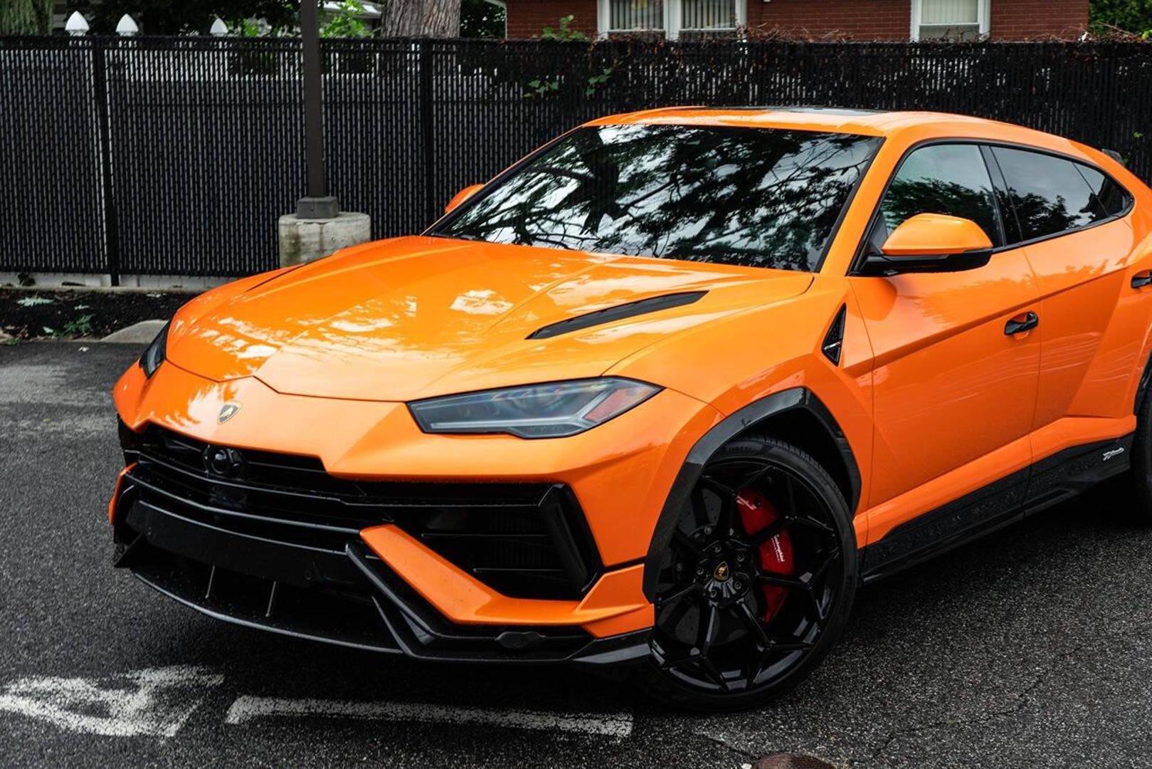 2024 Lamborghini Urus - Image 7