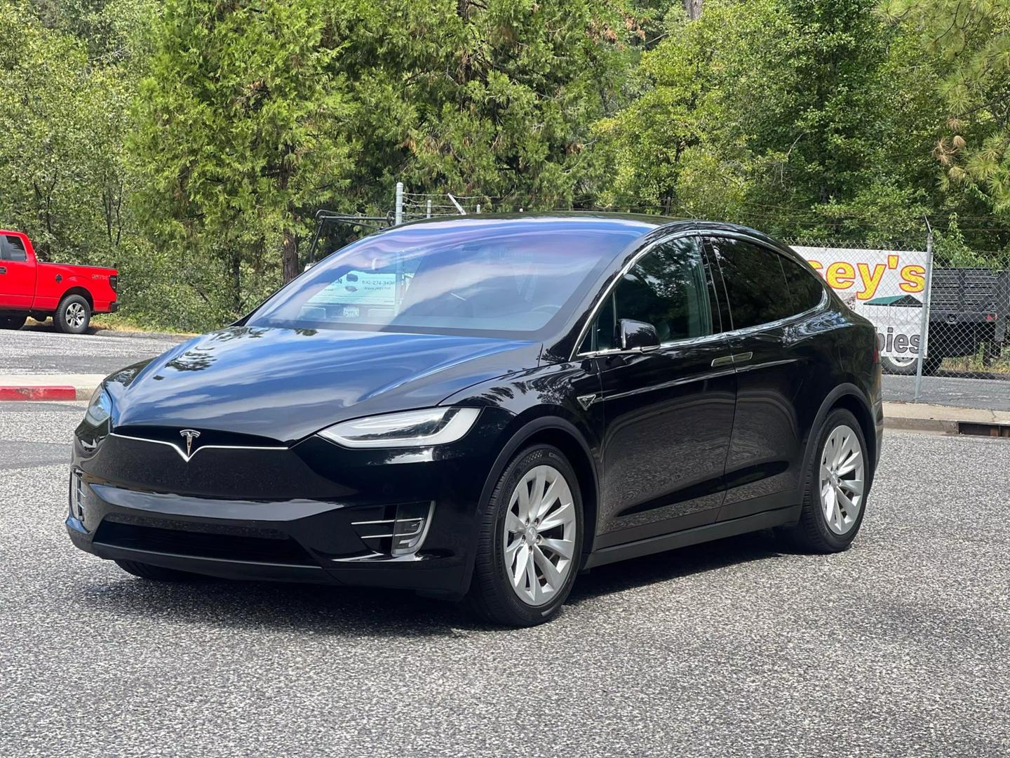 2016 Tesla Model X 90D photo 12