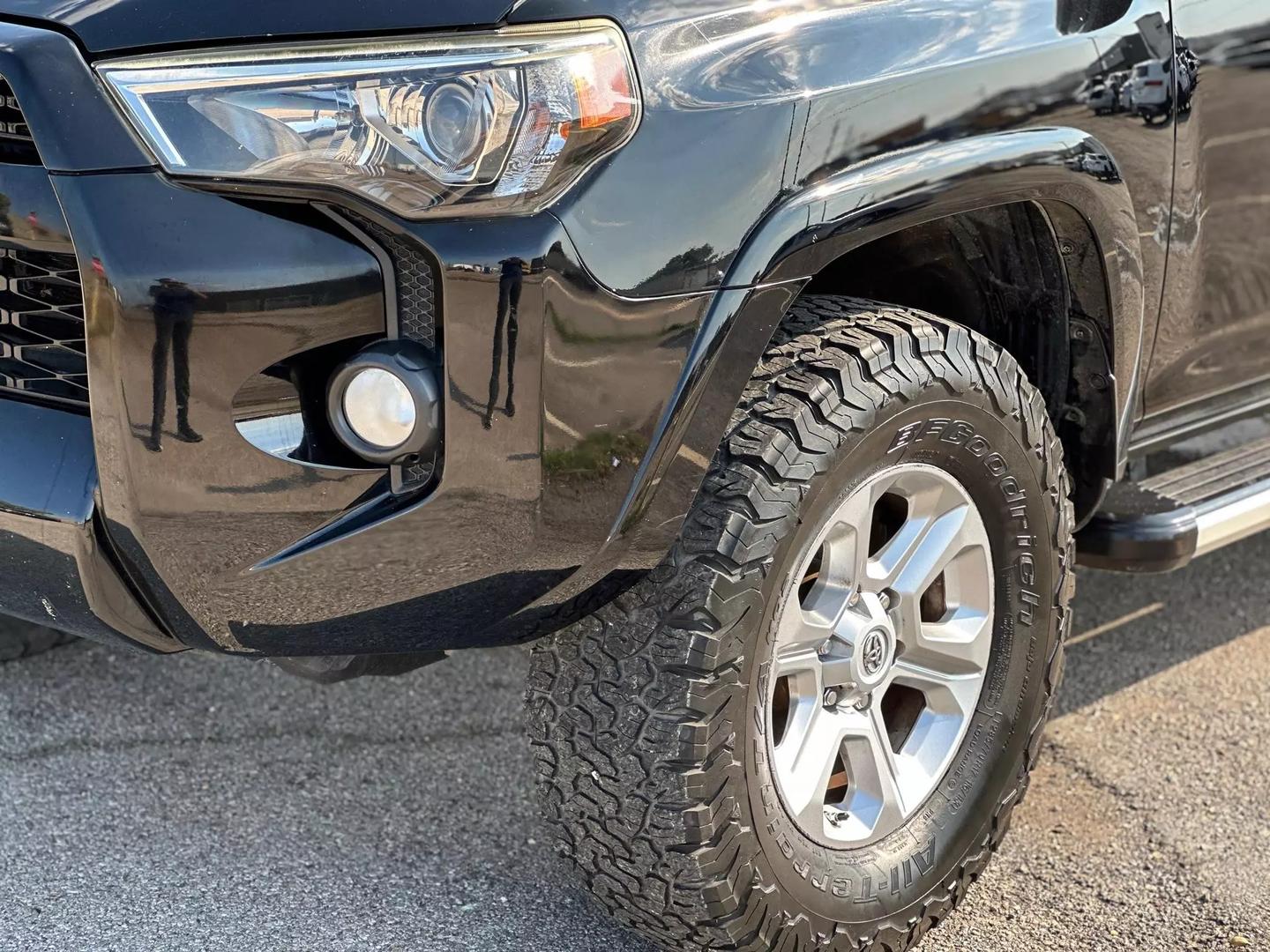 2014 Toyota 4runner - Image 13