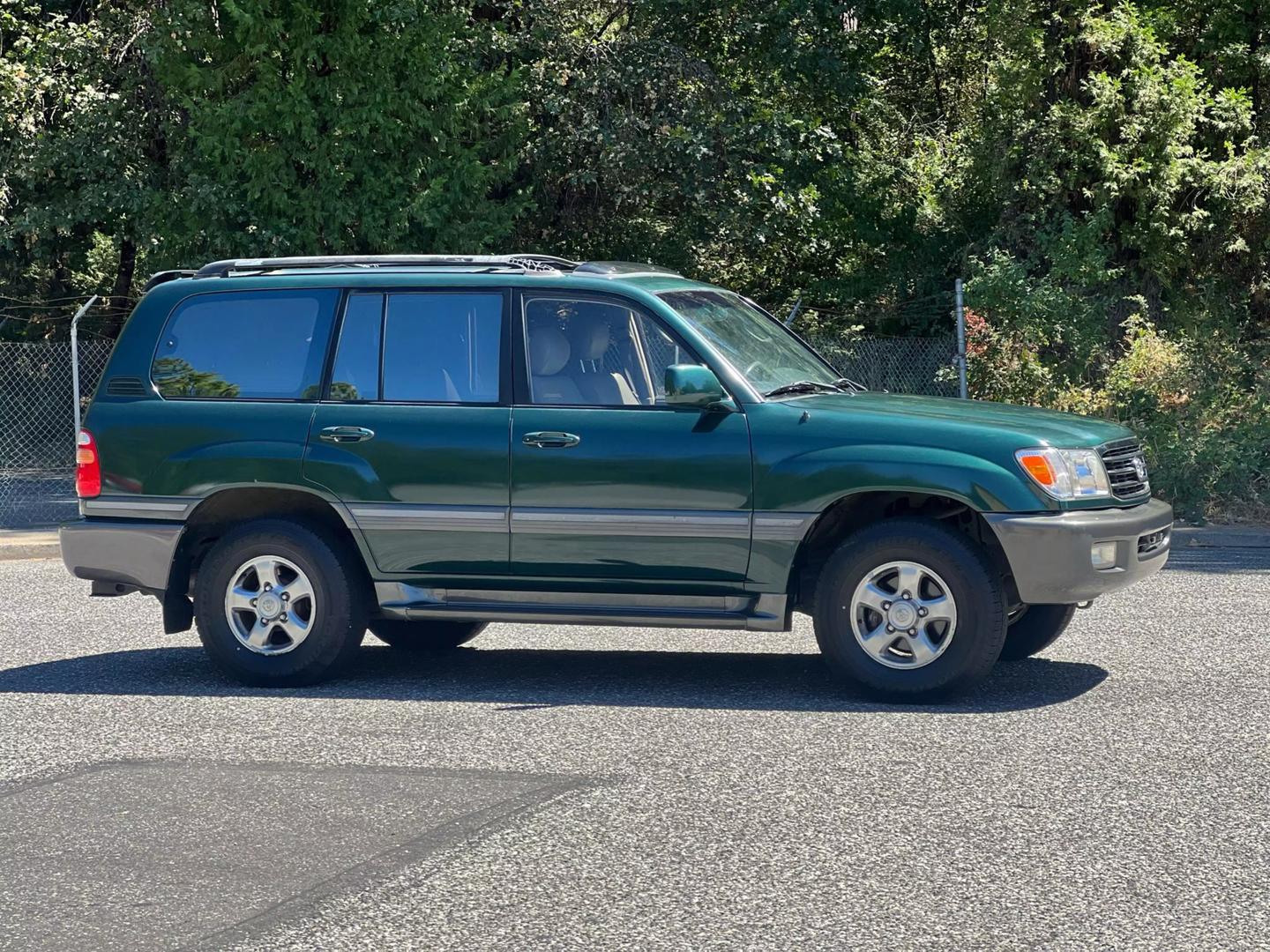 2001 Toyota Land Cruiser Base photo 5