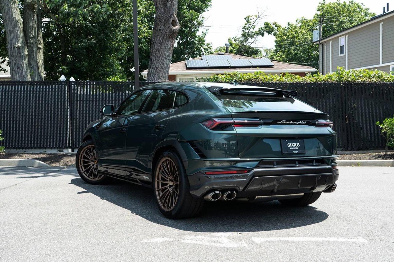 2024 Lamborghini Urus - Image 13