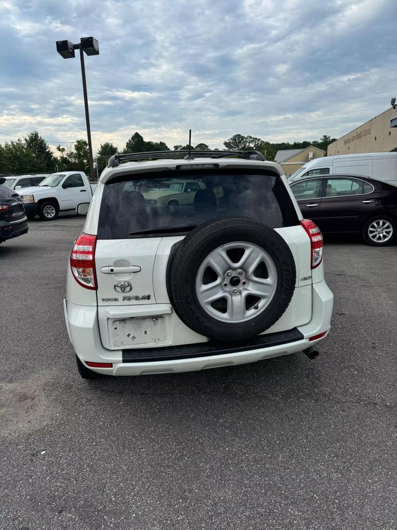 2010 Toyota RAV4 Limited photo 5