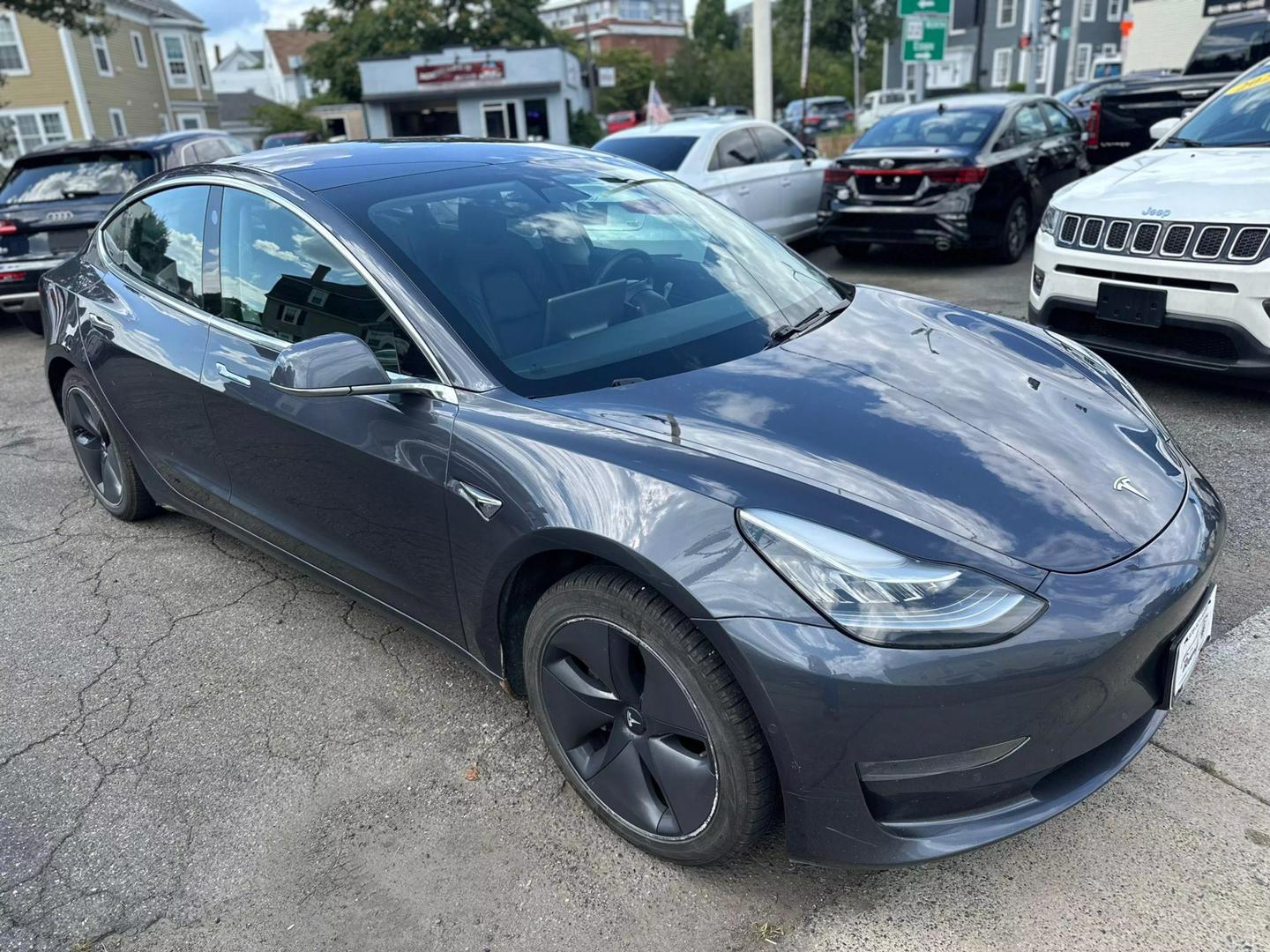 2018 Tesla Model 3 Base photo 4