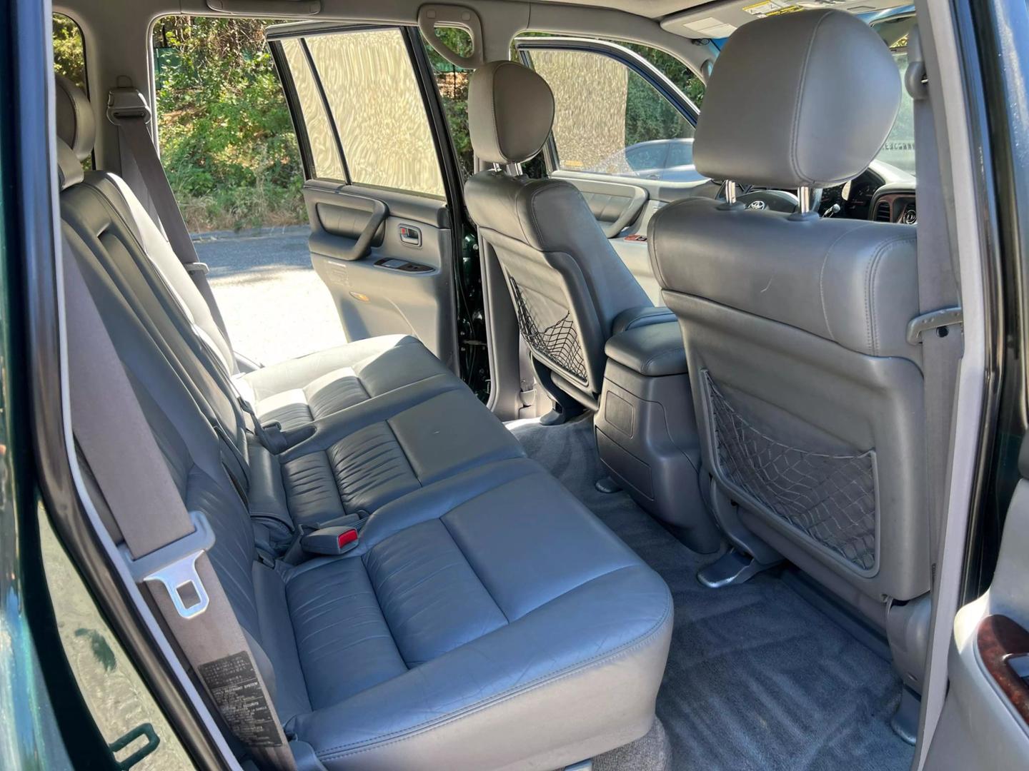 2001 Toyota Land Cruiser Base photo 15