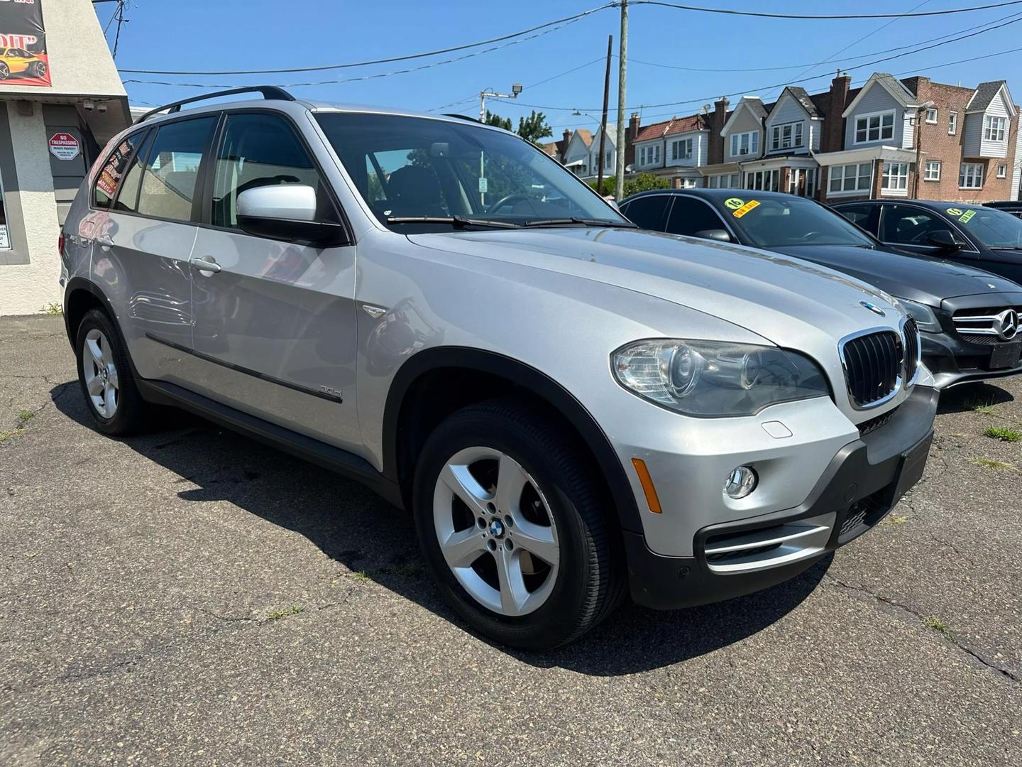 2008 BMW X5 showcasing its elegant design and luxury features.