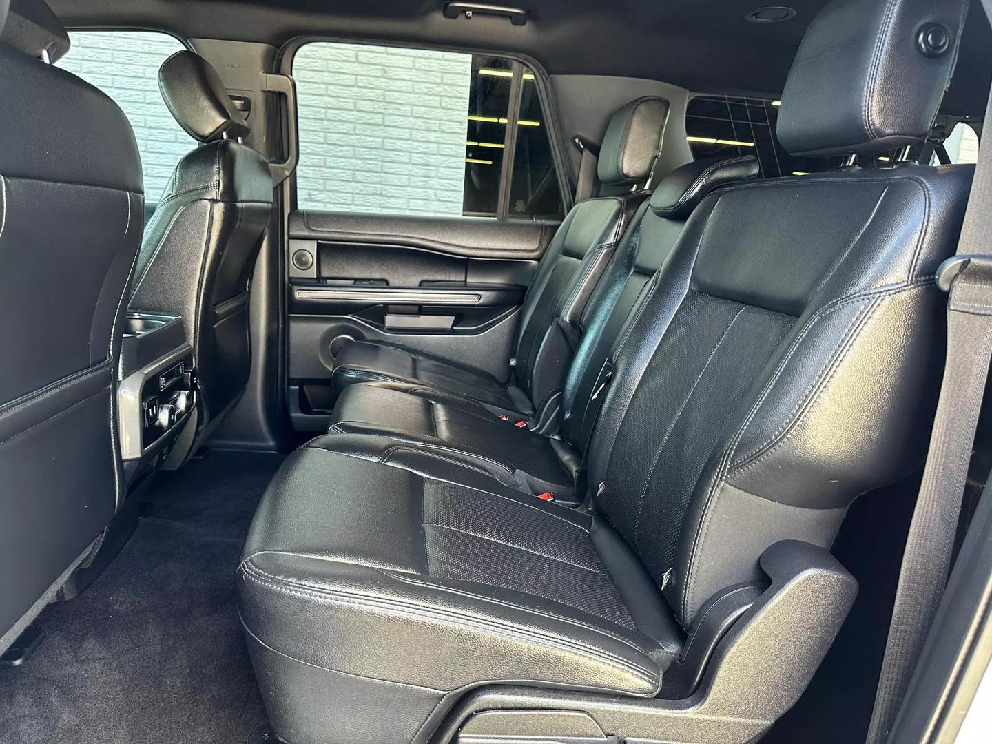 2019 Ford Expedition Max - Image 22