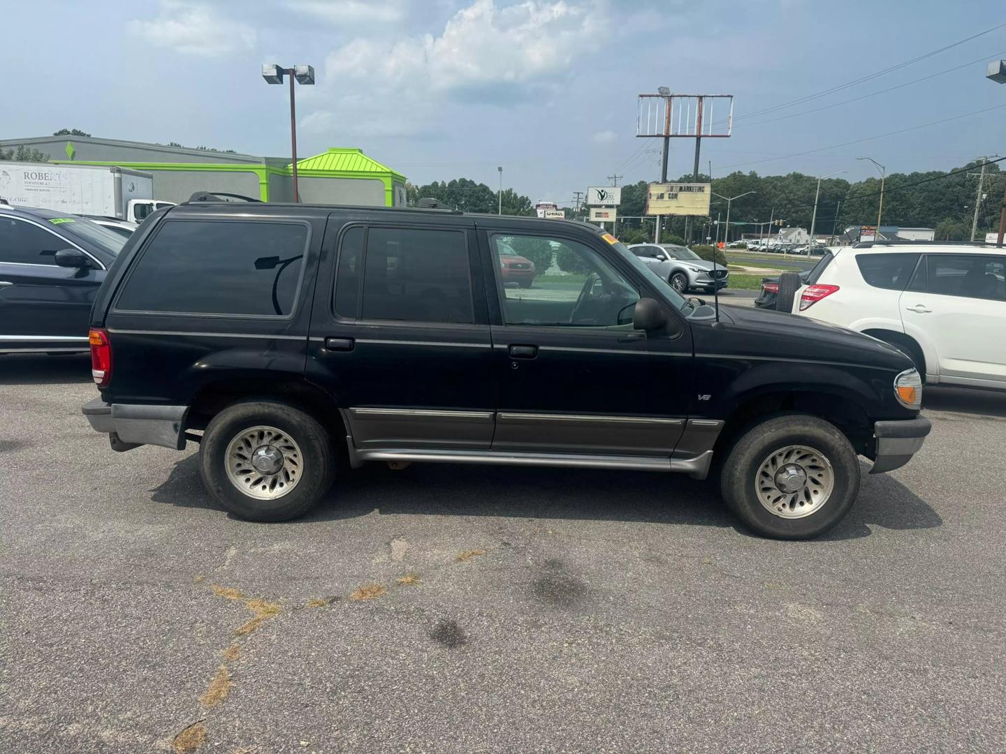 1998 Ford Explorer EDDIE BAUER photo 7