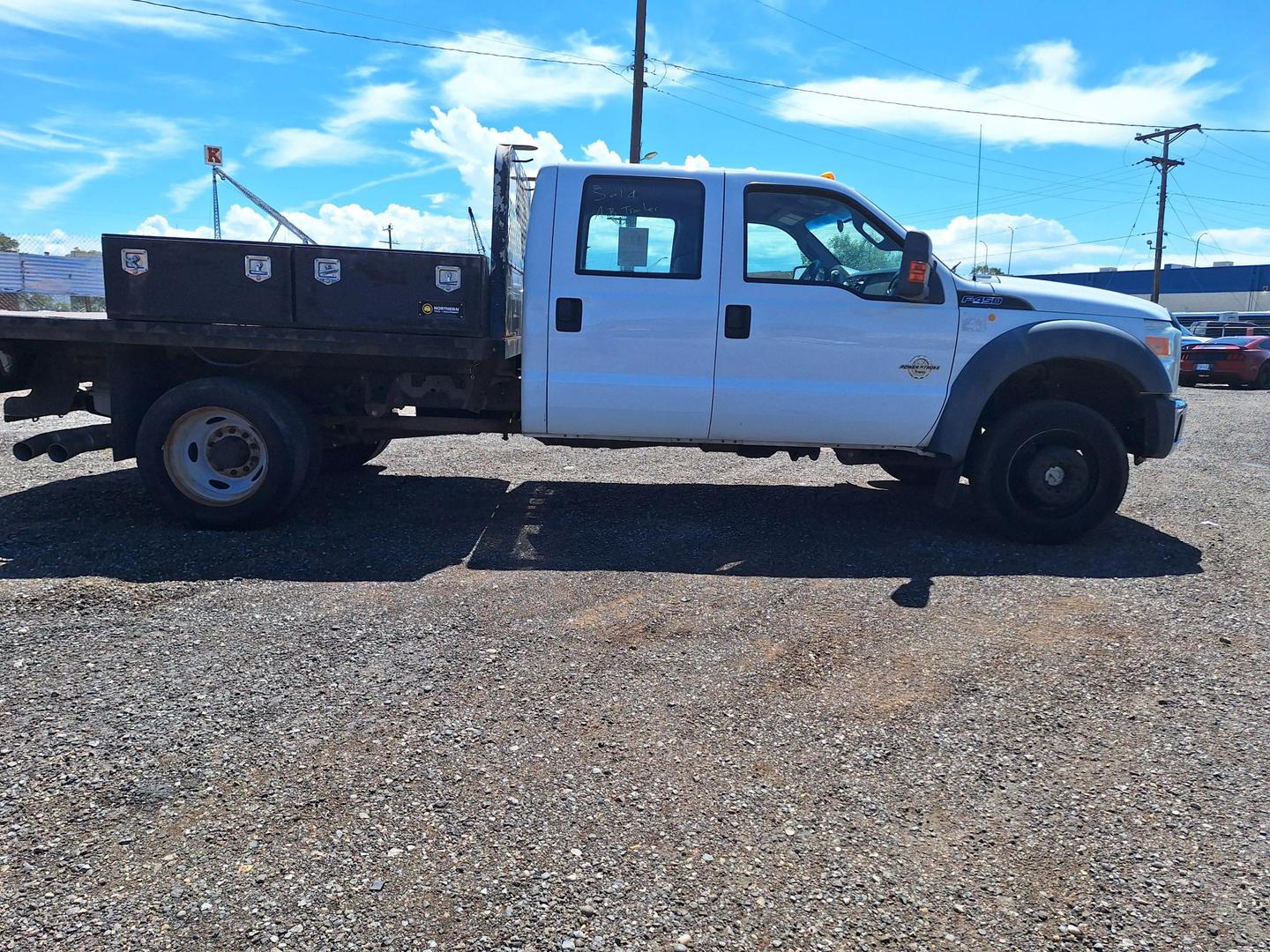 2012 Ford F-450 Super Duty Chassis Cab null photo 4