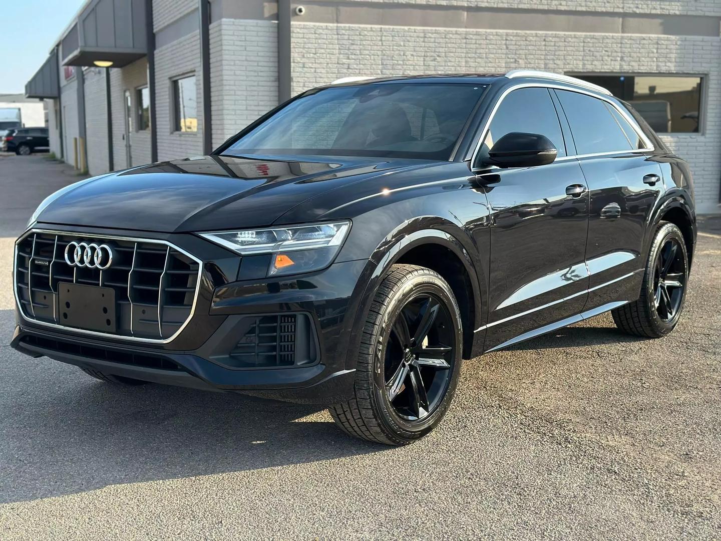 2019 Audi Q8 - Image 4